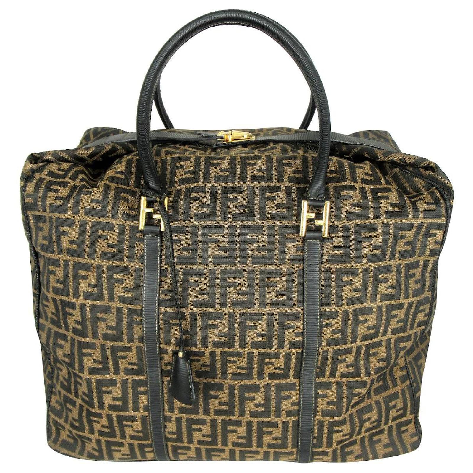 model travel bag Black Cloth ref.398007 - Joli Closet
