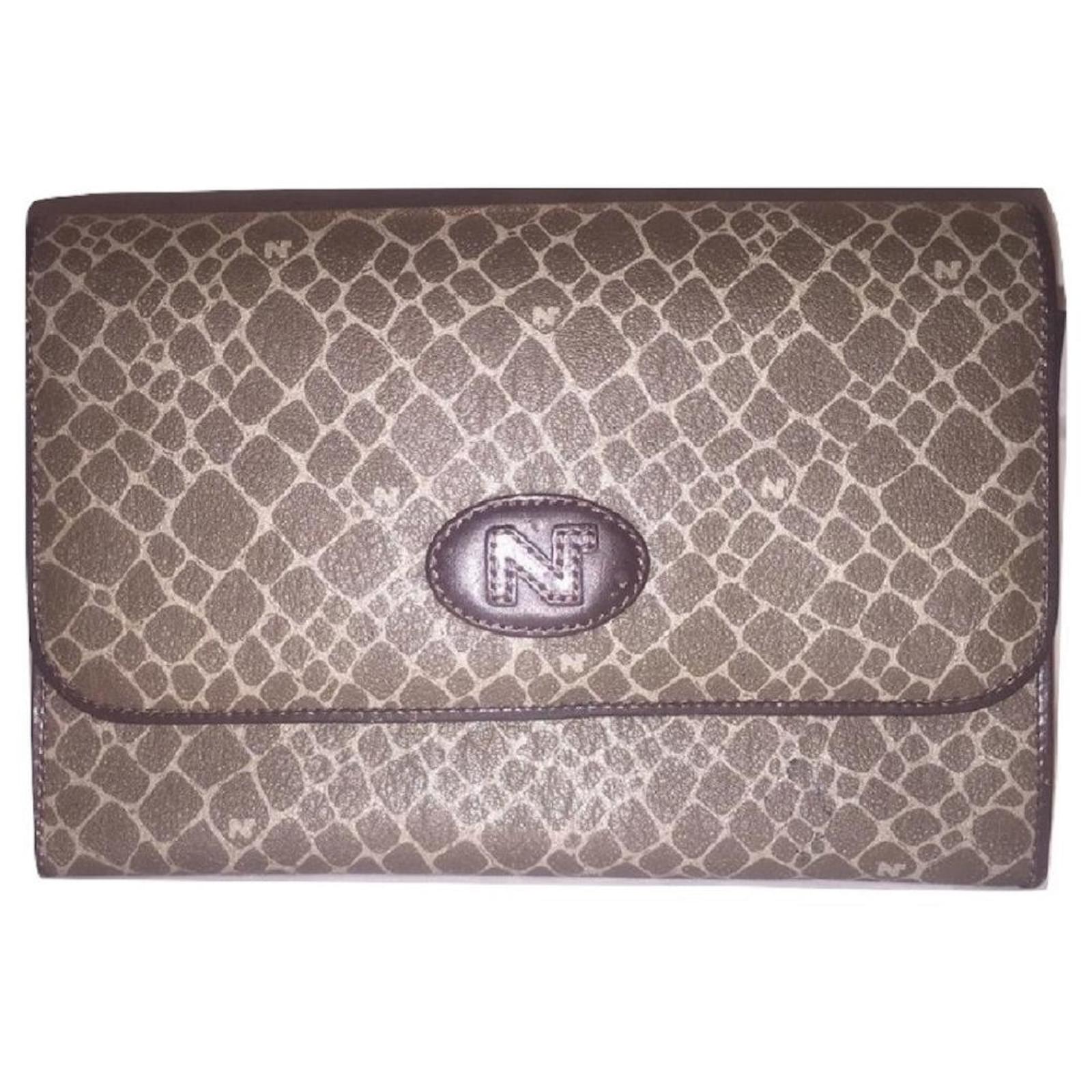 NINA RICCI vintage towel Brown Beige Leather Cloth ref.398215 - Joli Closet
