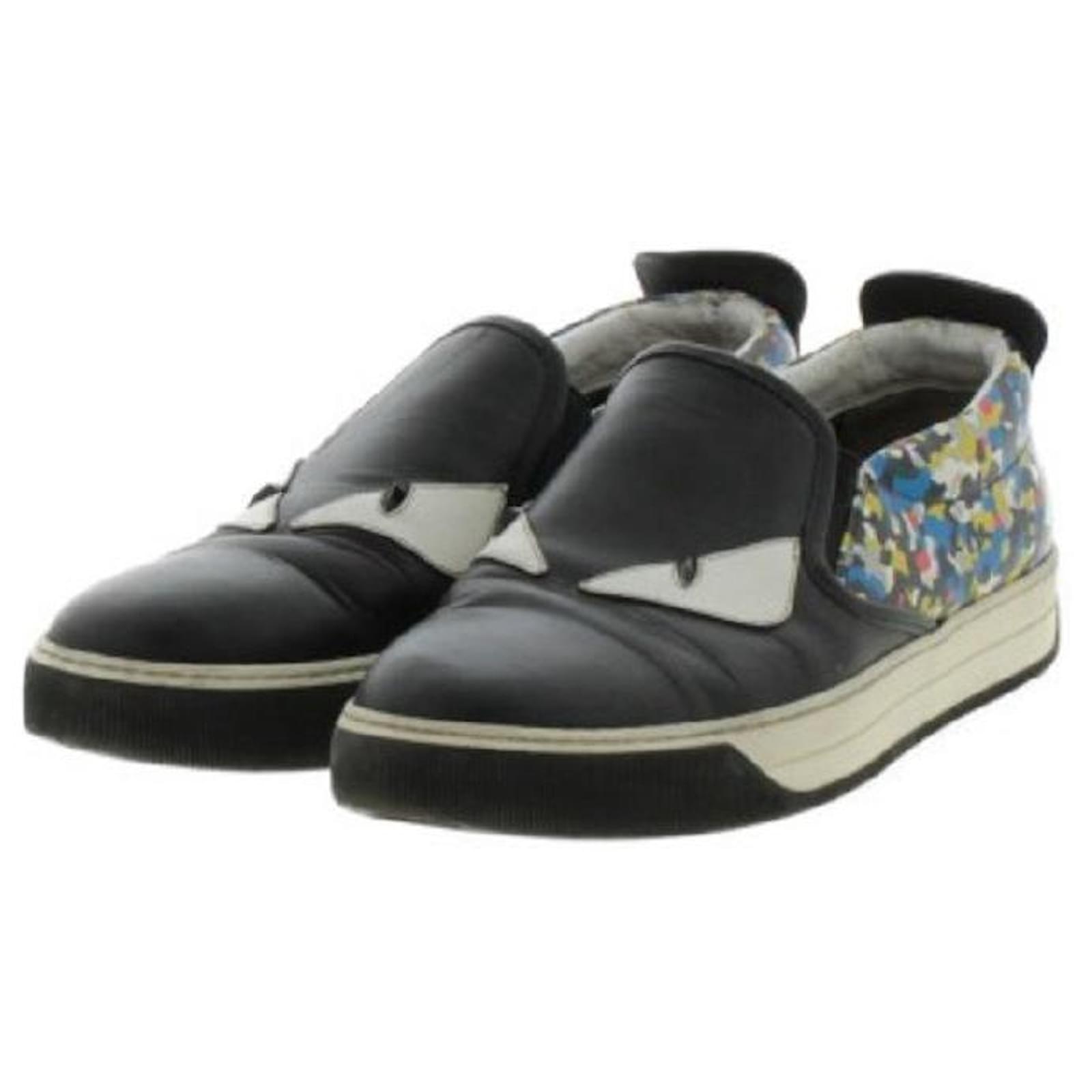 Usado Zapatillas Fendi Hombre Negro Azul Amarillo Cuero ref