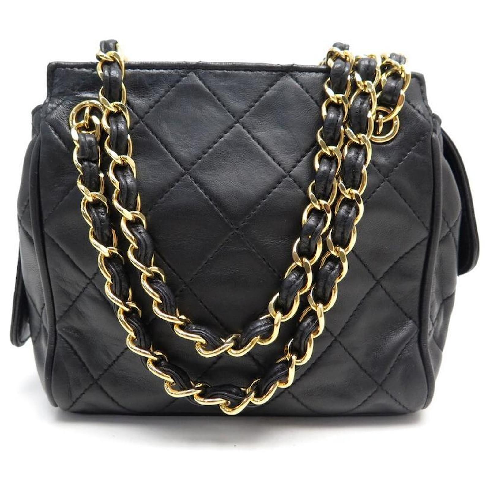 VINTAGE CHANEL MINI SHOPPING HANDBAG IN BLACK QUILTED LEATHER