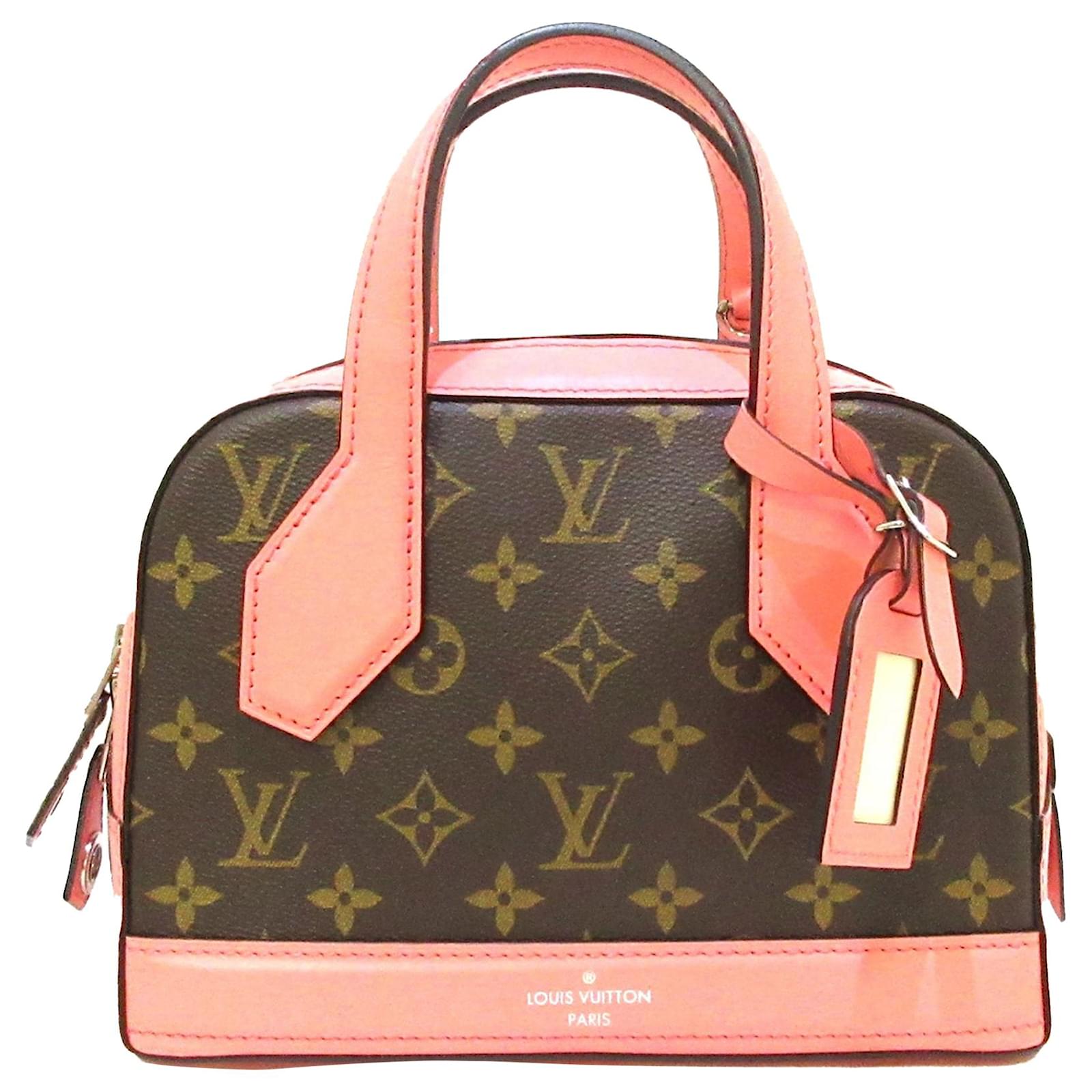 LOUIS VUITTON, Dora, handbag/shoulder bag in monogram canvas