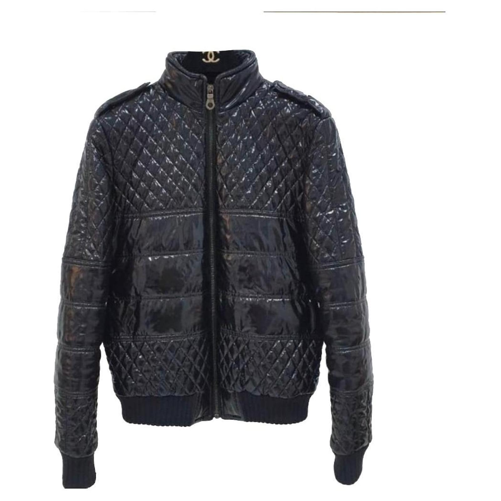 Chanel Black Quilted Puffer Jacket Vest Polyurethane ref.404449 - Joli  Closet