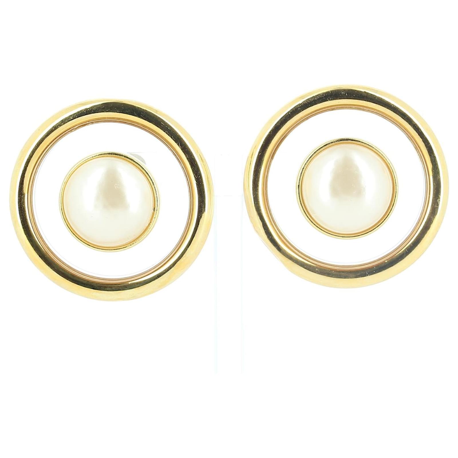 Chanel Earrings Gold hardware Gold ref.405415 Joli Closet