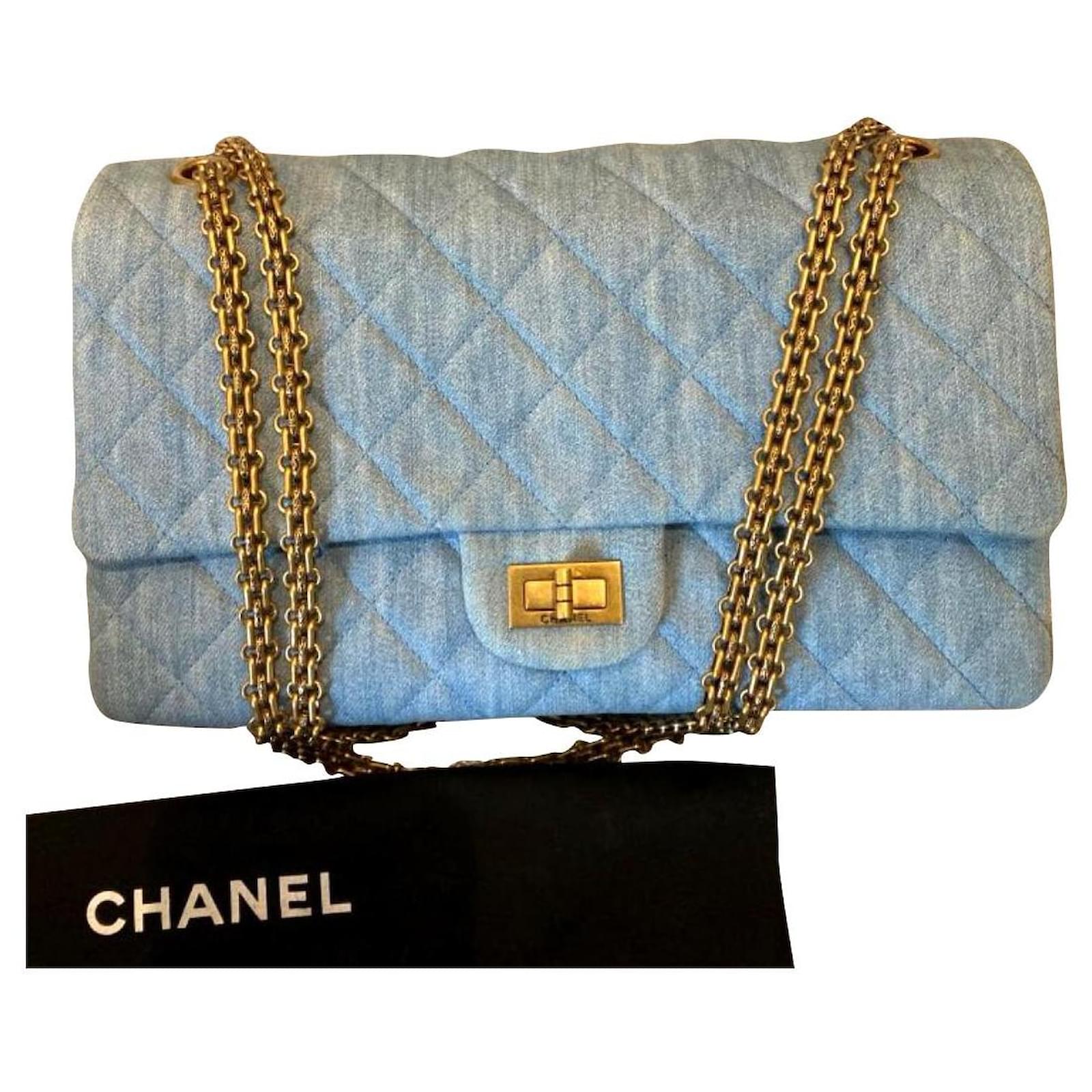 Vaquero Chanel 2.55 Bolsa de reedición Azul claro Algodón ref.405416 - Joli  Closet