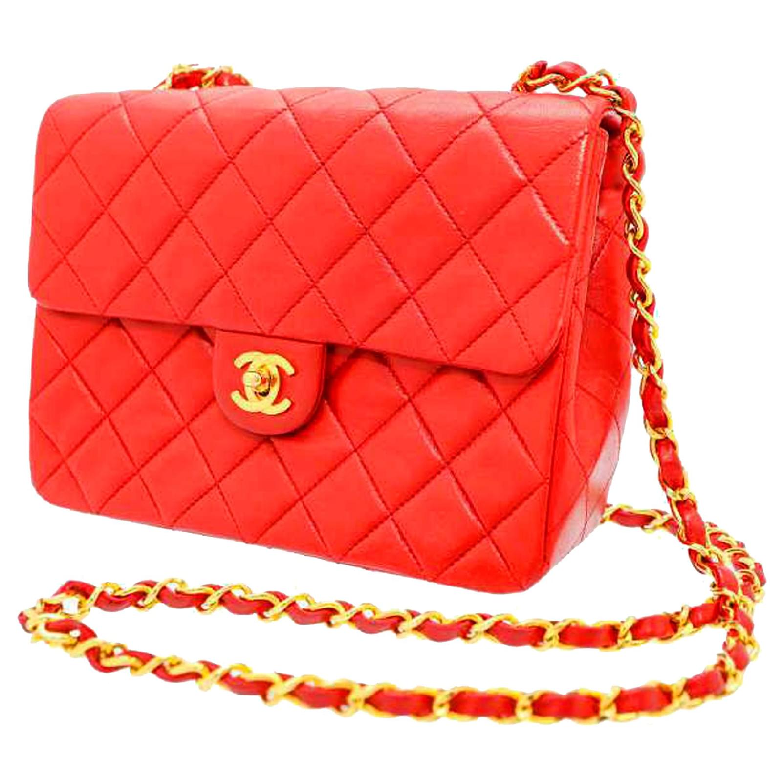 Chanel Red CC Timeless Lambskin Leather Single Flap Bag ref.405621