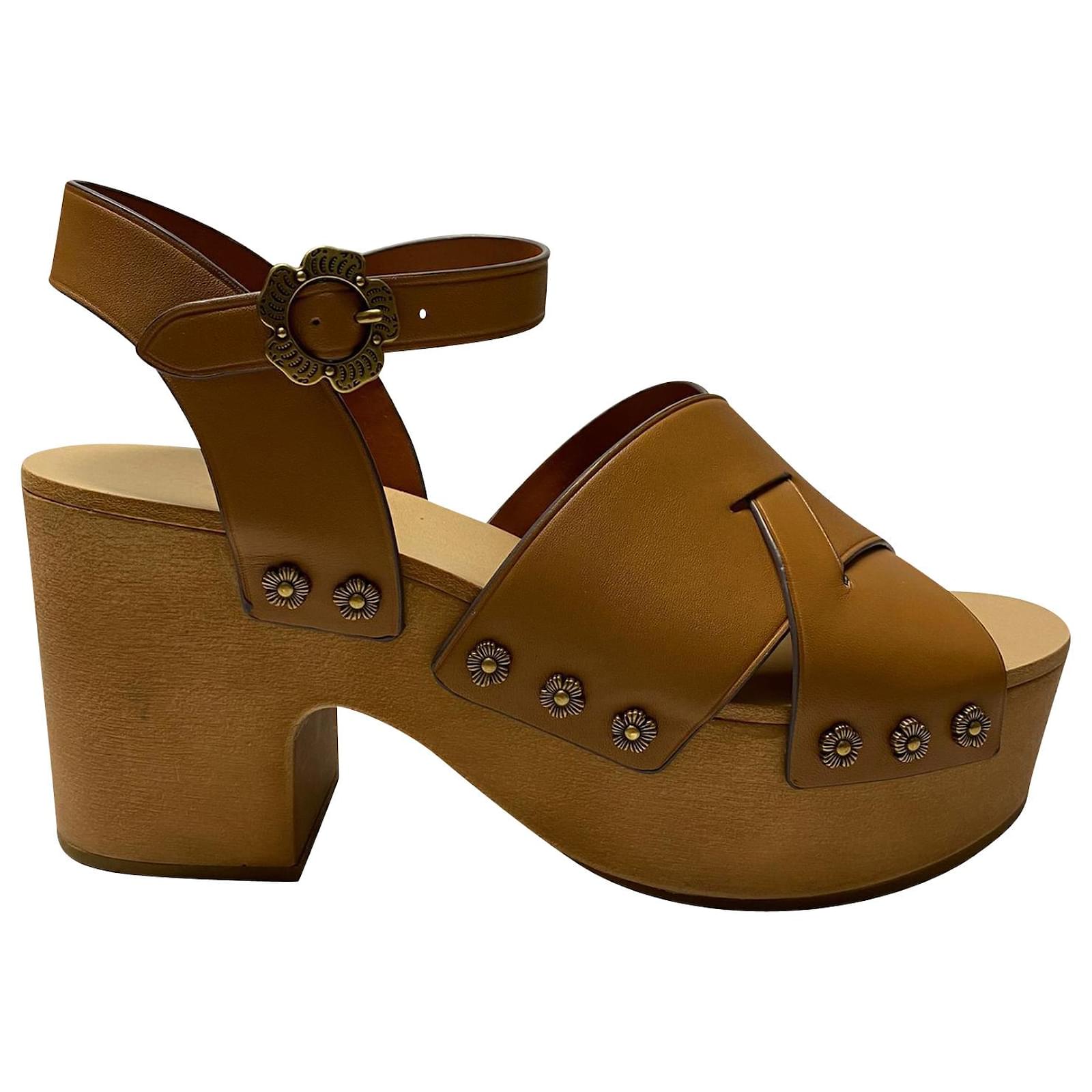 Coach store nessa clog