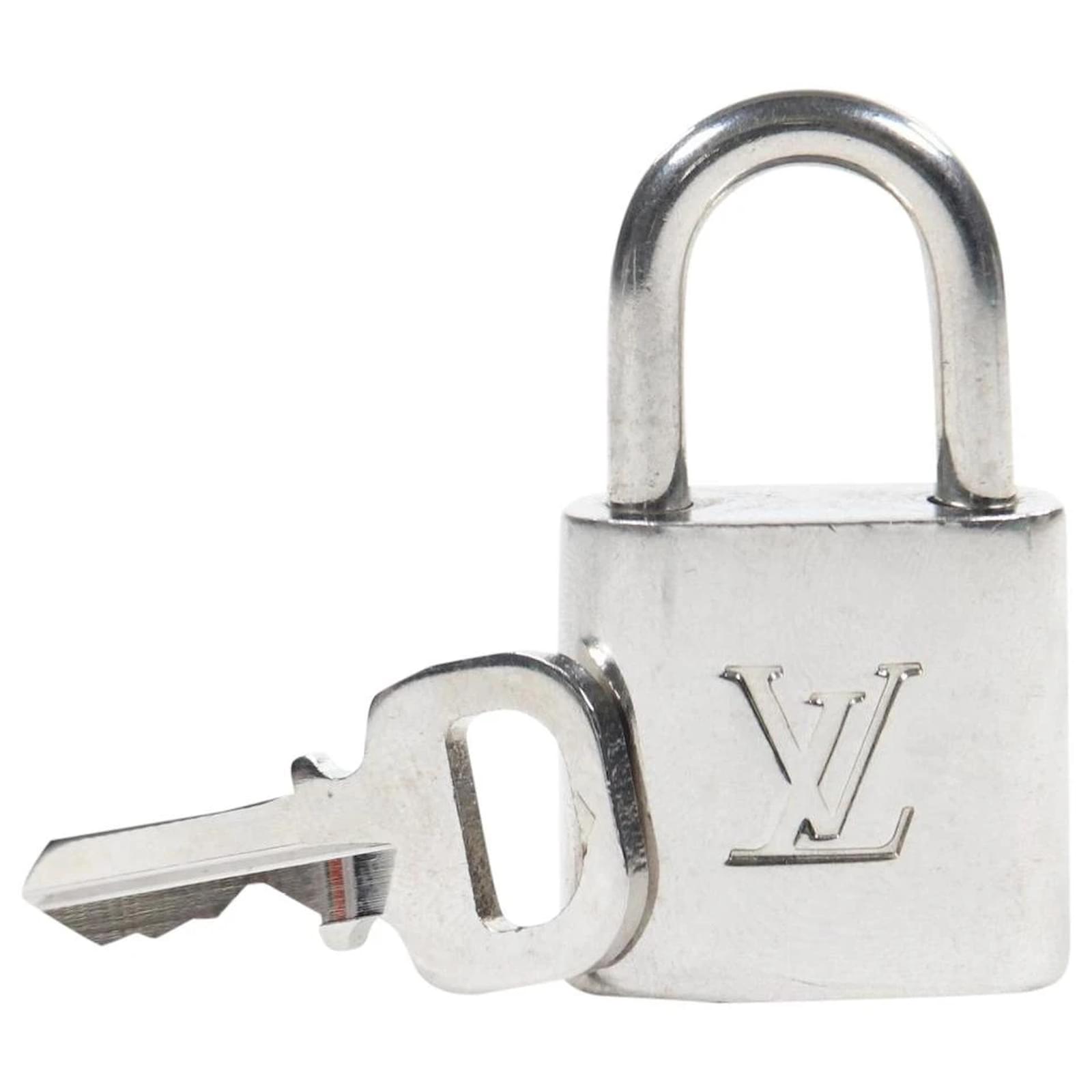Louis Vuitton Silver Lock and Key Set Padlock Bag Charm 9LV1104