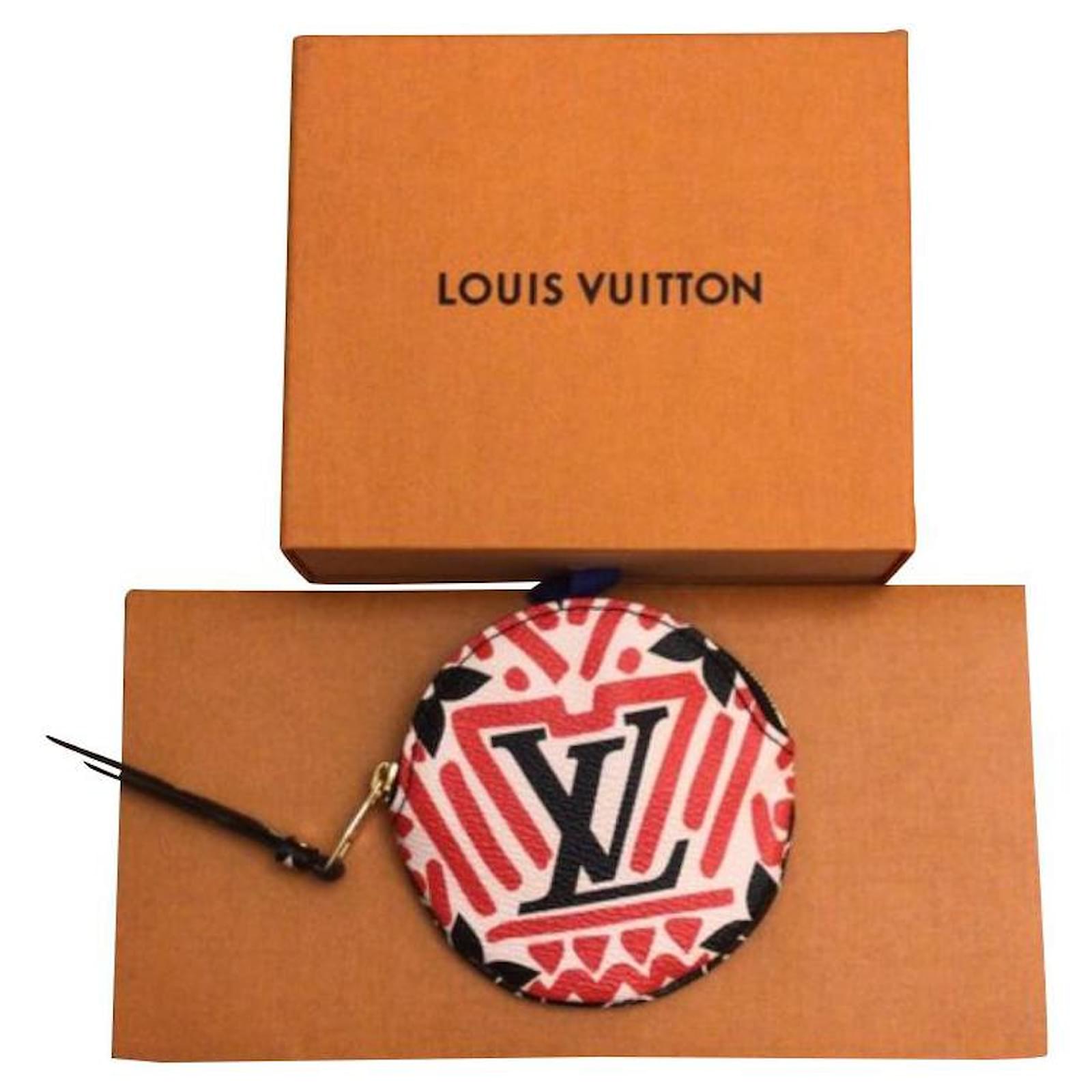Louis Vuitton Crafty round wallet Beige Cloth ref.409248 - Joli Closet