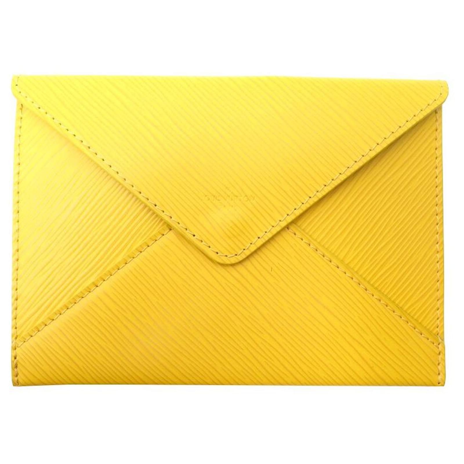 NEW LOUIS VUITTON POUCH INVITATION IN YELLOW EPI LEATHER LEATHER