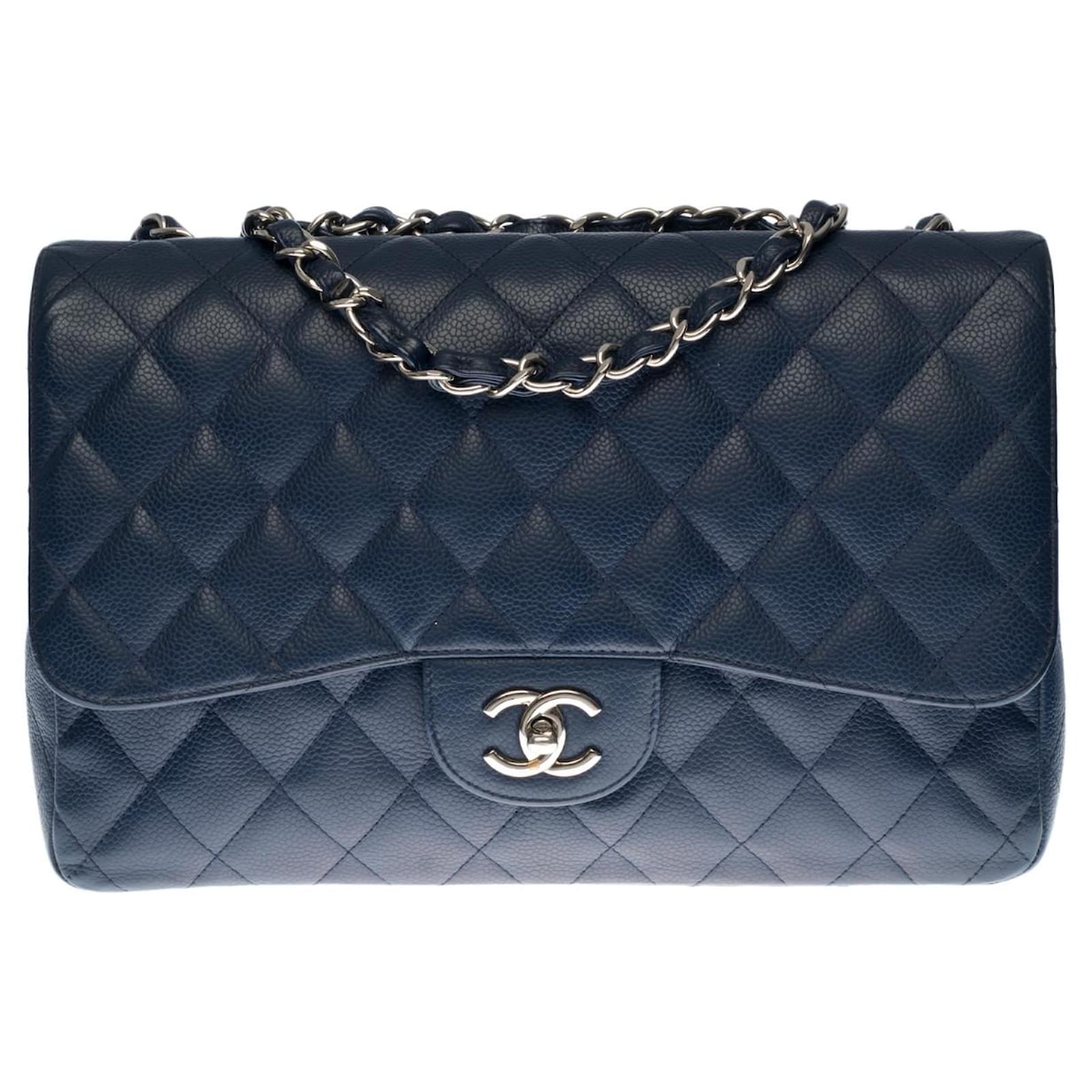Le Classieux Chanel Timeless Jumbo Flap bag in navy blue quilted