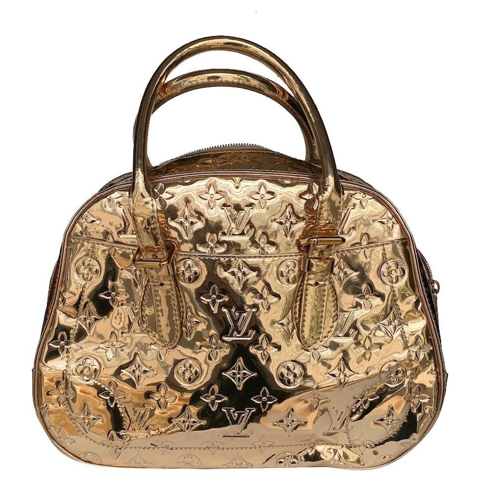 Louis Vuitton Summit Drive M93516 Amarante Vernis Monogram Bag