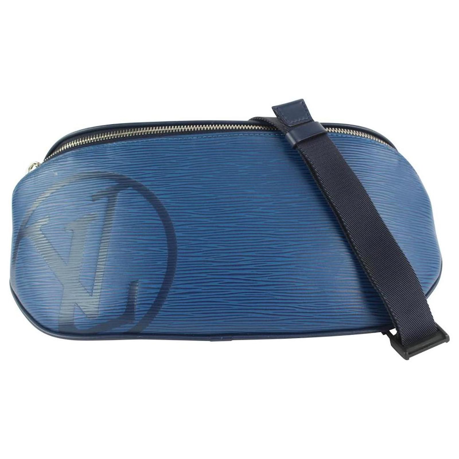 Louis Vuitton Blue Epi Leather Circle Logo Initials Bumbag Fanny Pack Waist  ref.413422 - Joli Closet