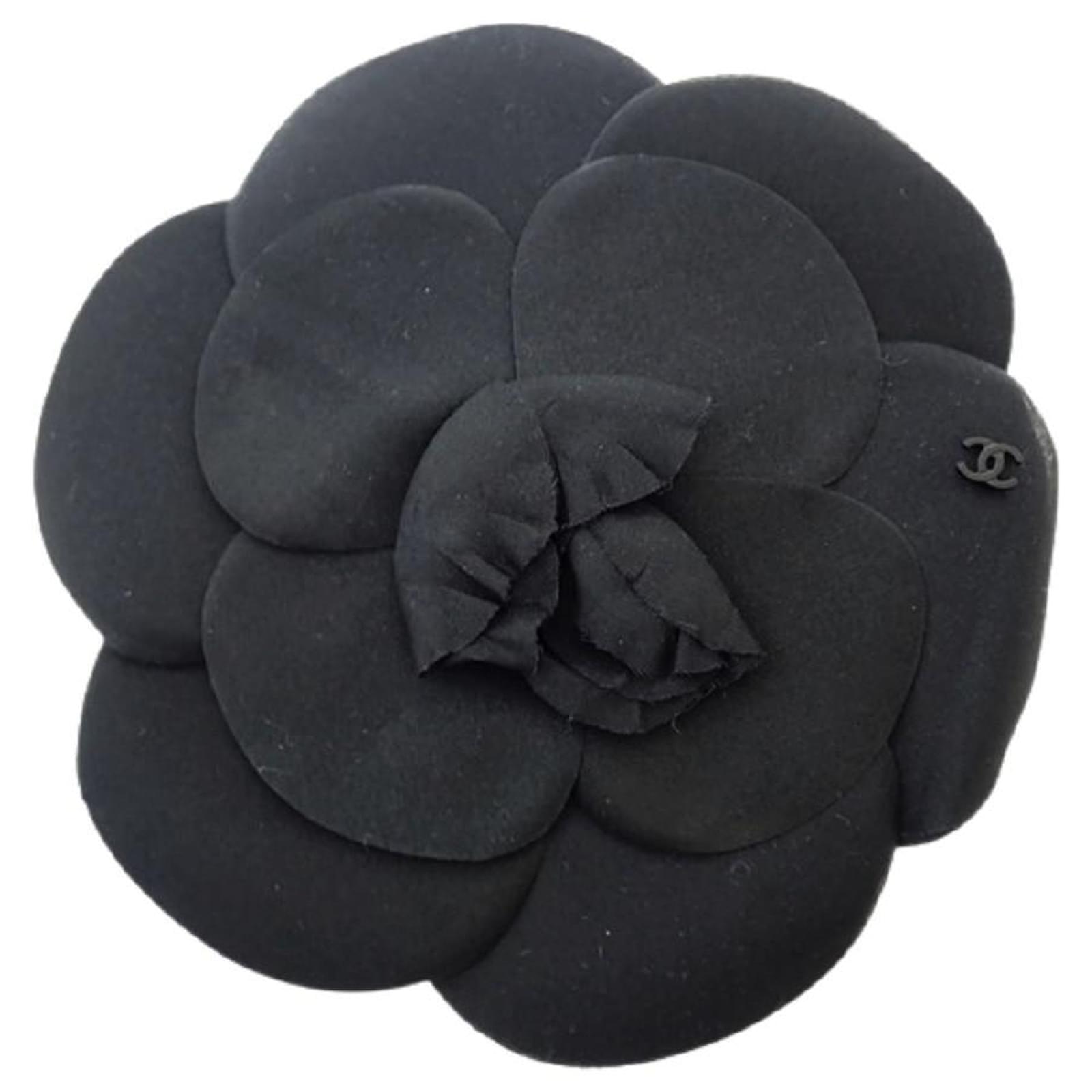 Chanel Camellia Bow Brooch - Black, Gold-Tone Metal - CHA65956