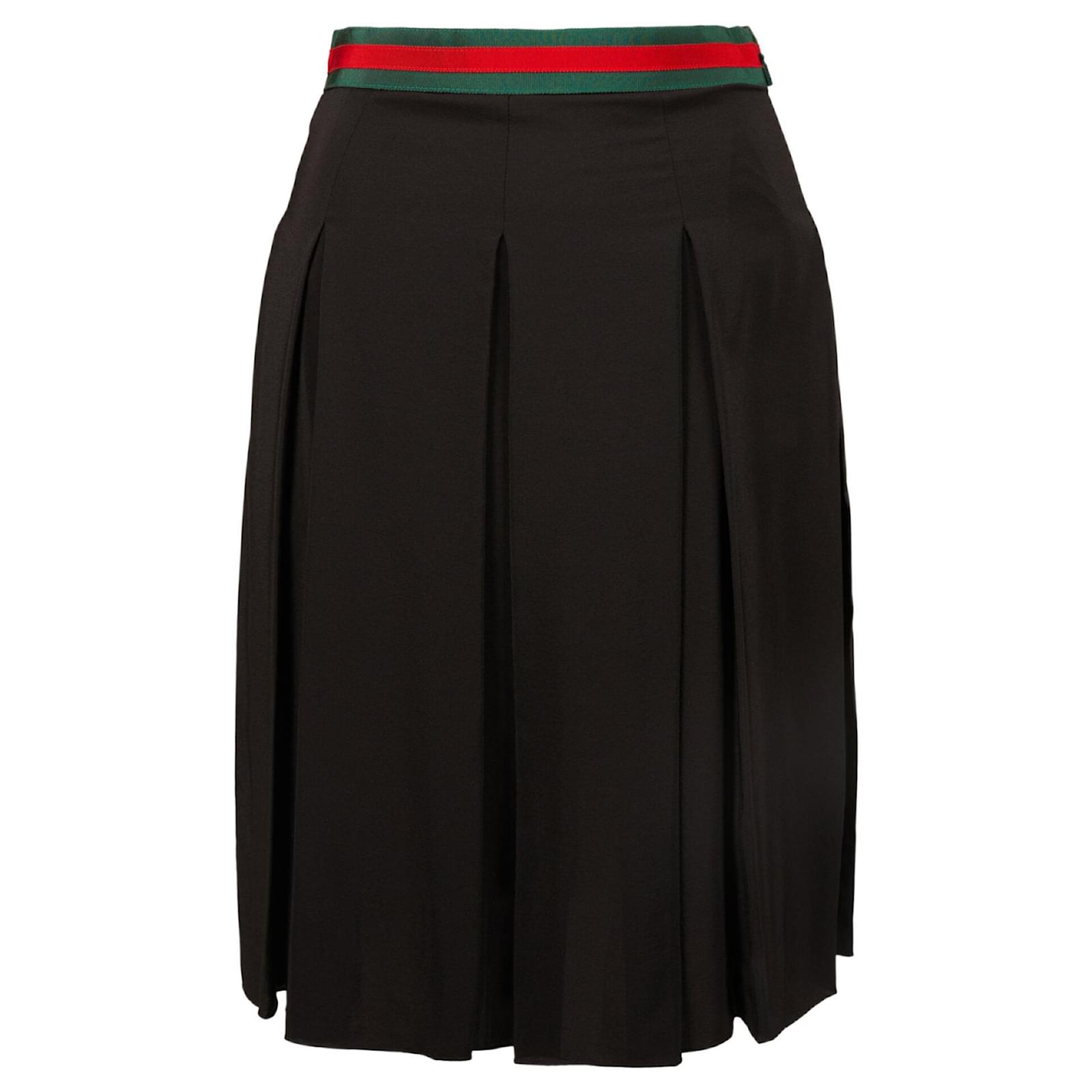 Gucci Silk Pleated Skirt Black ref.414412 - Joli Closet