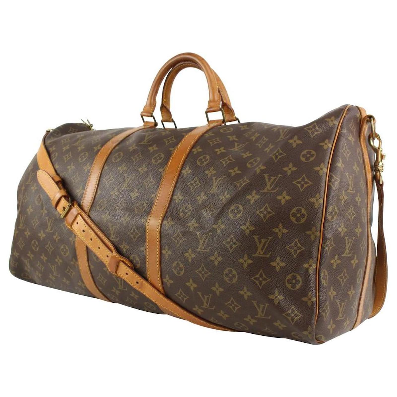 Louis Vuitton Monogram Keepall Bandouliere 60 Boston Duffle Bag with Strap  Leather ref.415182 - Joli Closet