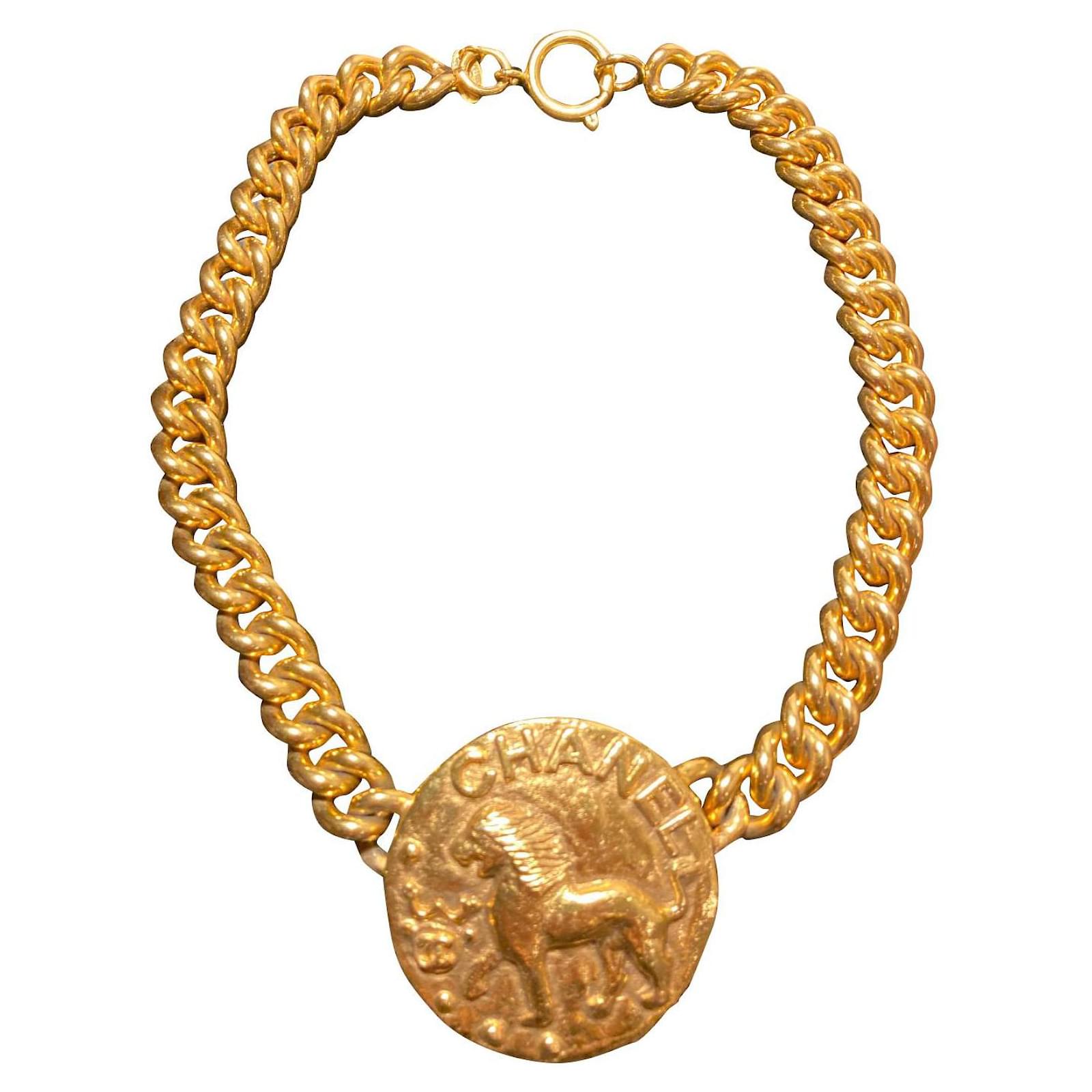 Chanel vintage lion medallion necklace Golden Gold-plated ref