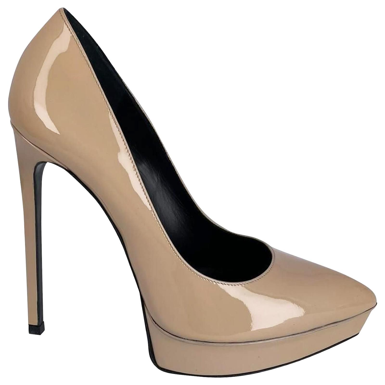 Yves Saint Laurent Janis Heels in Nude Patent Flesh Leather Patent