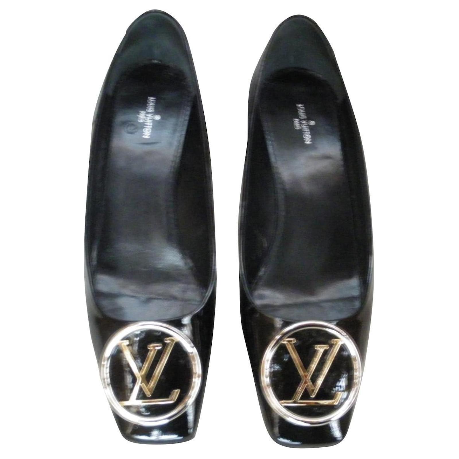 Louis Vuitton Black/White Patent Leather Fetish Block Heel Pumps Size 40 Louis  Vuitton