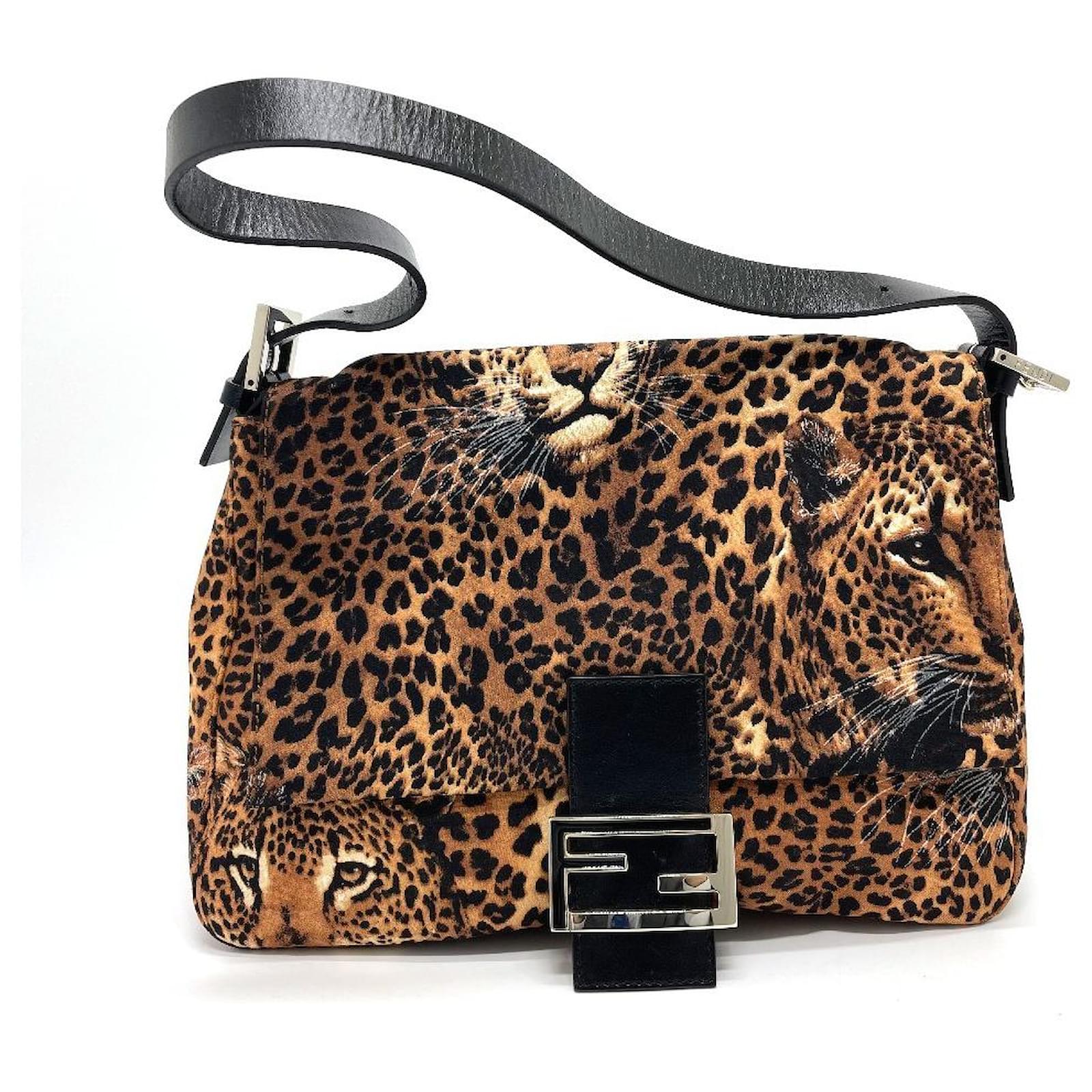 Usato] FENDI Borsa a tracolla con patta a secchiello Leopard Mamma in tela  / pelle da donna marrone ref.421631 - Joli Closet
