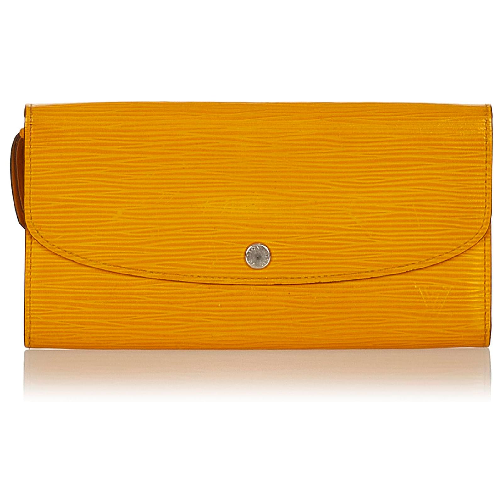 Louis Vuitton Yellow Epi Emilie Leather ref.424601 - Joli Closet