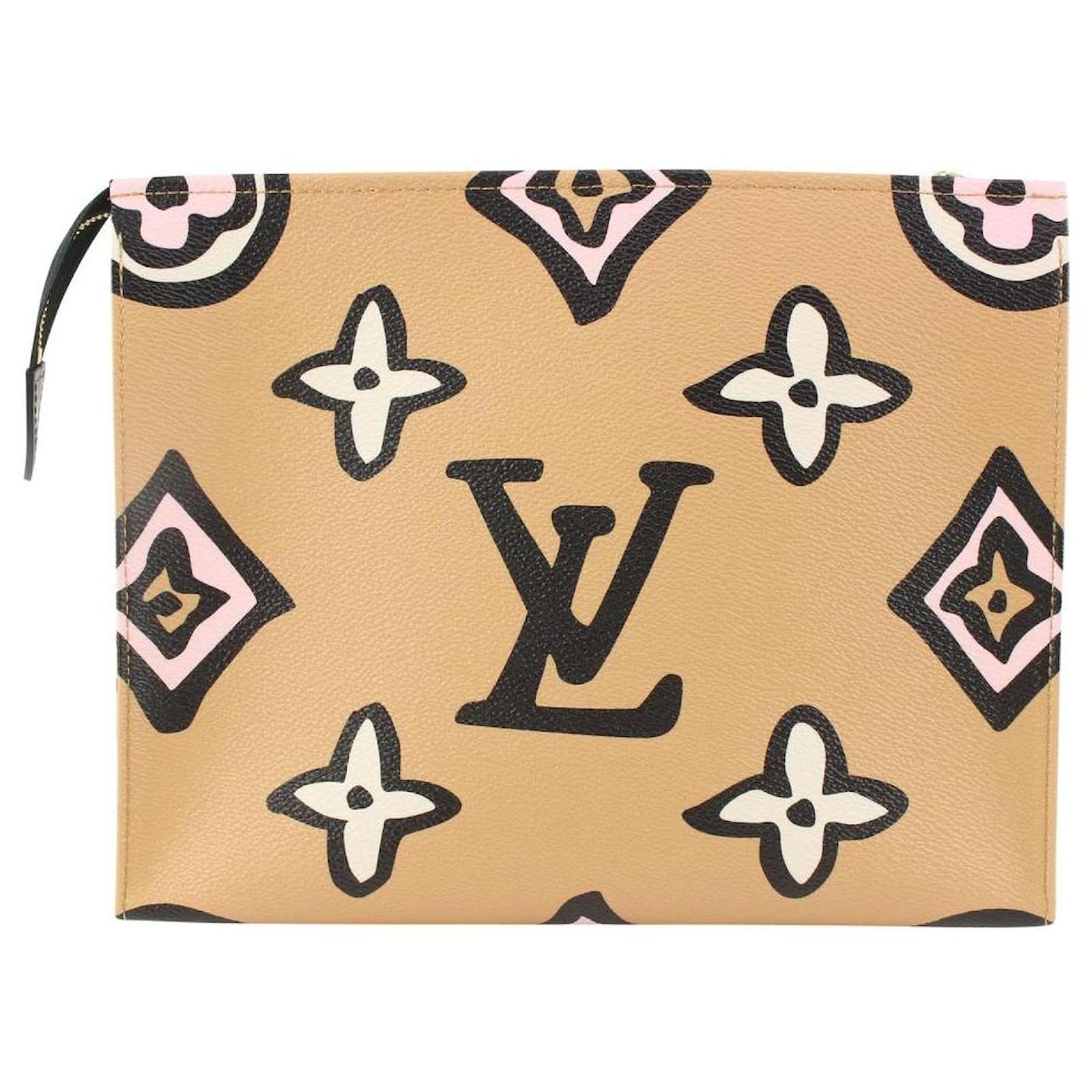 2021 No Longer Available Louis Vuitton Wild At Heart Clutch. NEW