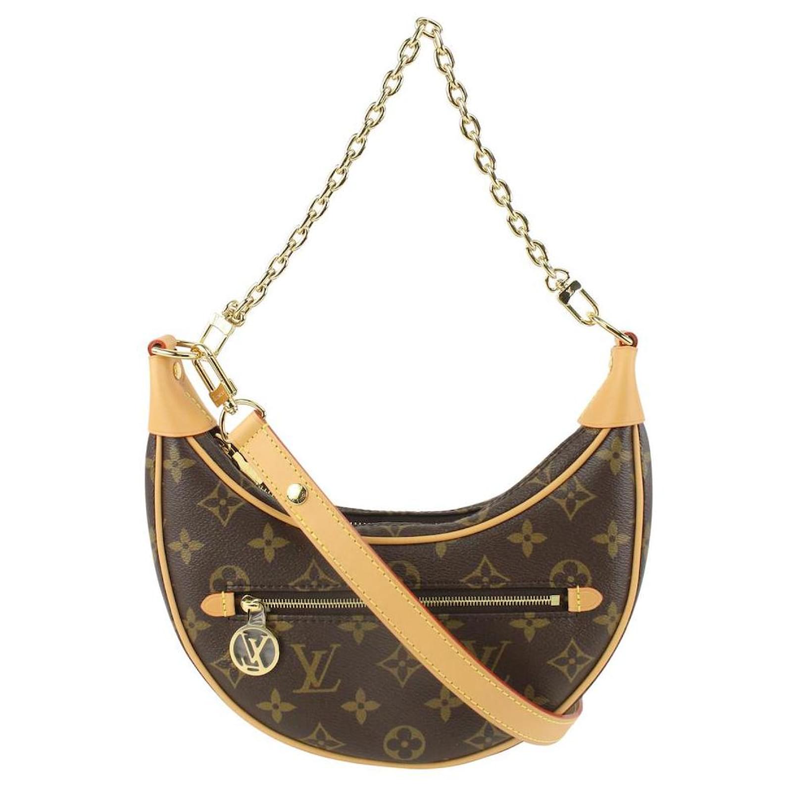 Louis Vuitton Croissant Handbag 377327