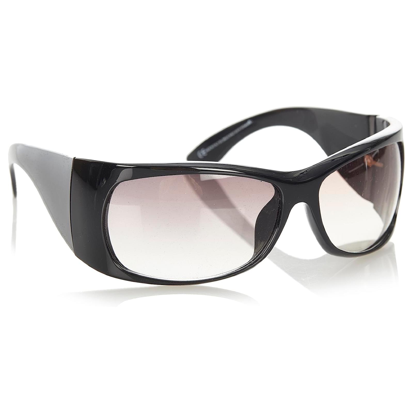 Gucci Occhiali da sole tinti quadrati neri Nero Plastica ref.429333 - Joli  Closet