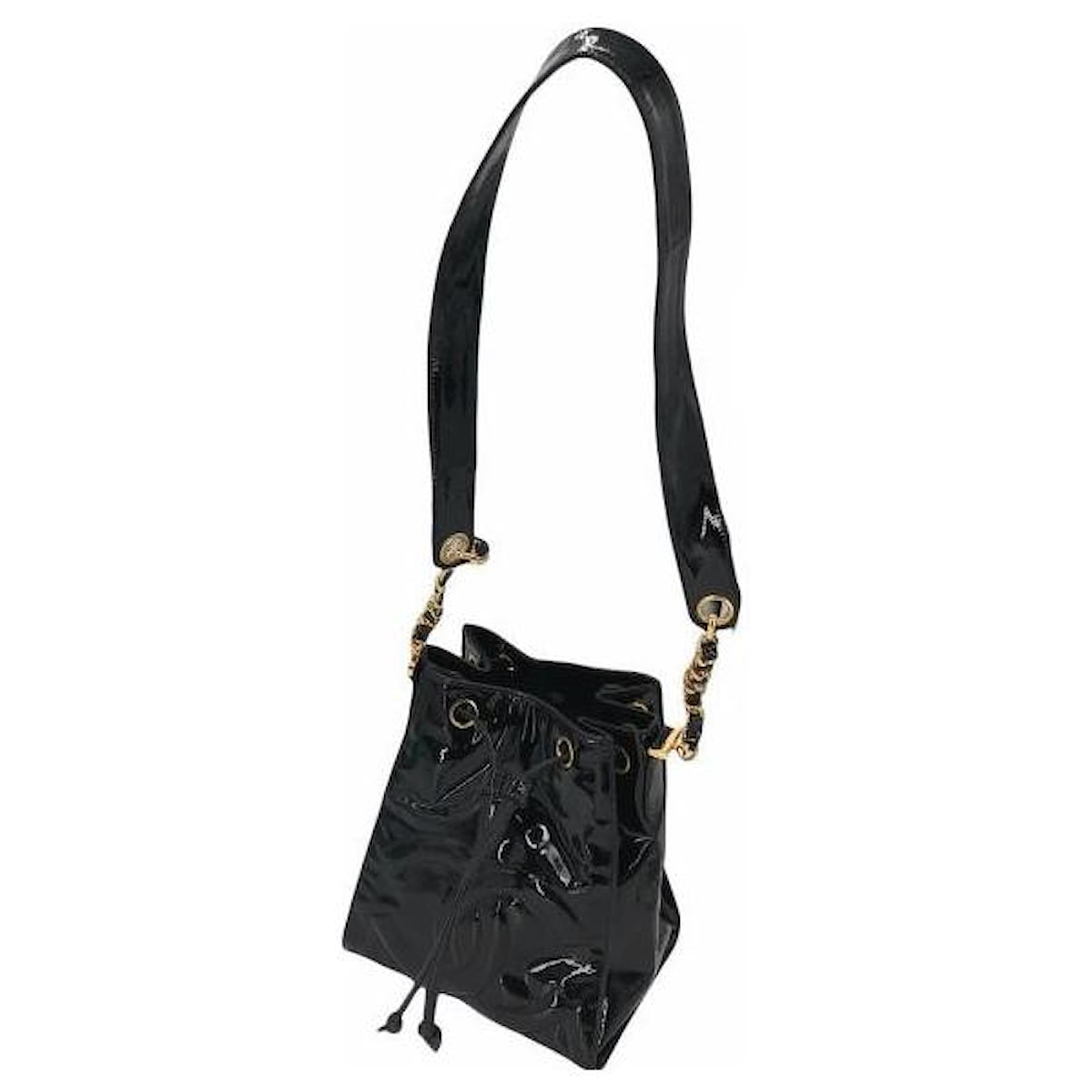 chanel leather handbag shoulder used