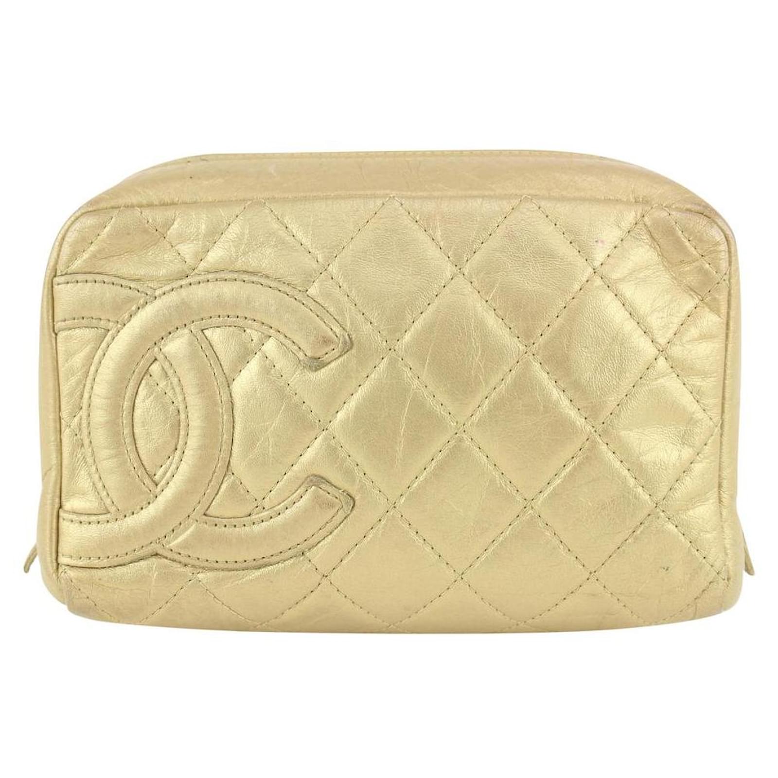 Chanel Gold Quilted Cambon Cosmetic Pouch Leather White gold ref.429474 -  Joli Closet