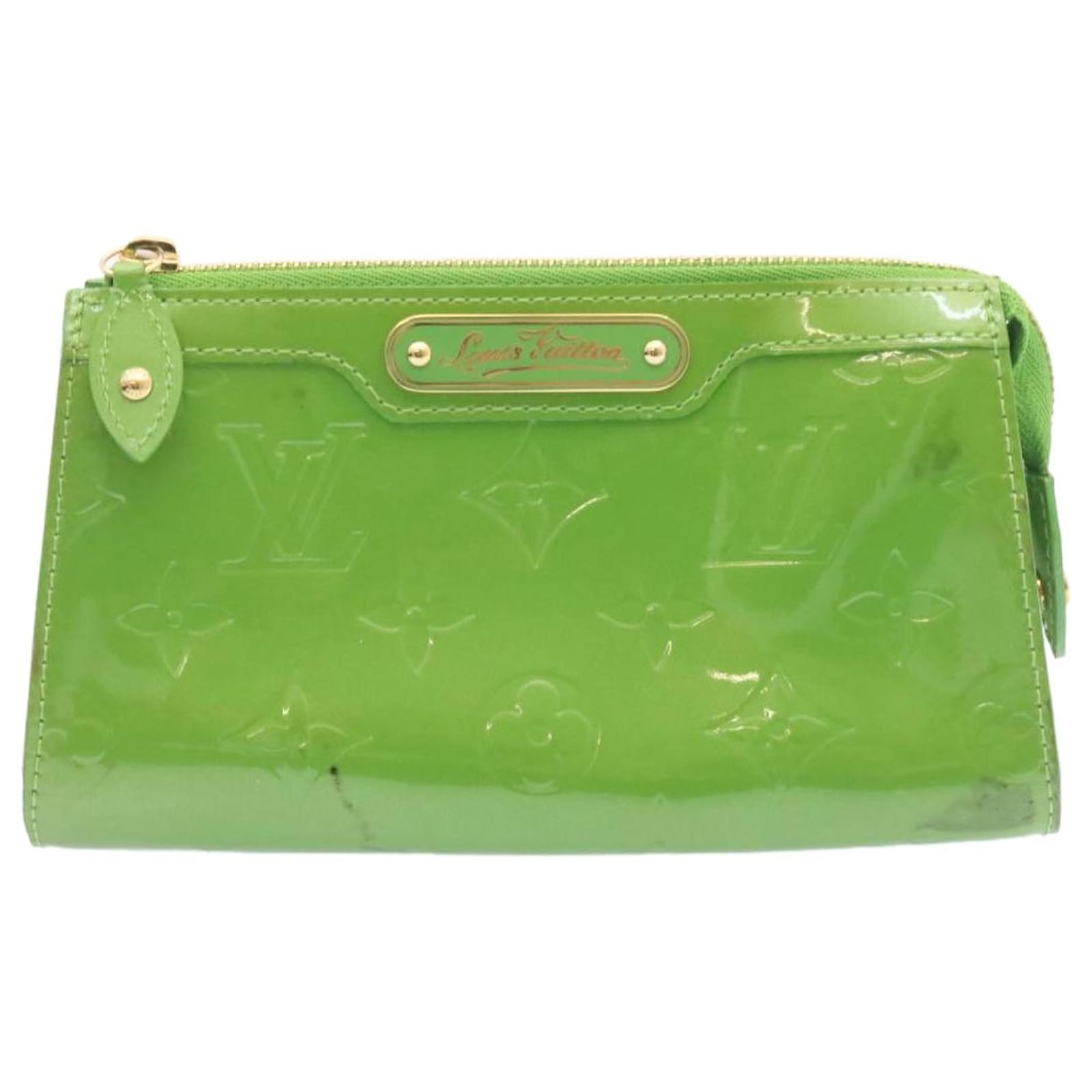 Louis Vuitton Trousse Makeup Green Patent leather ref.430323