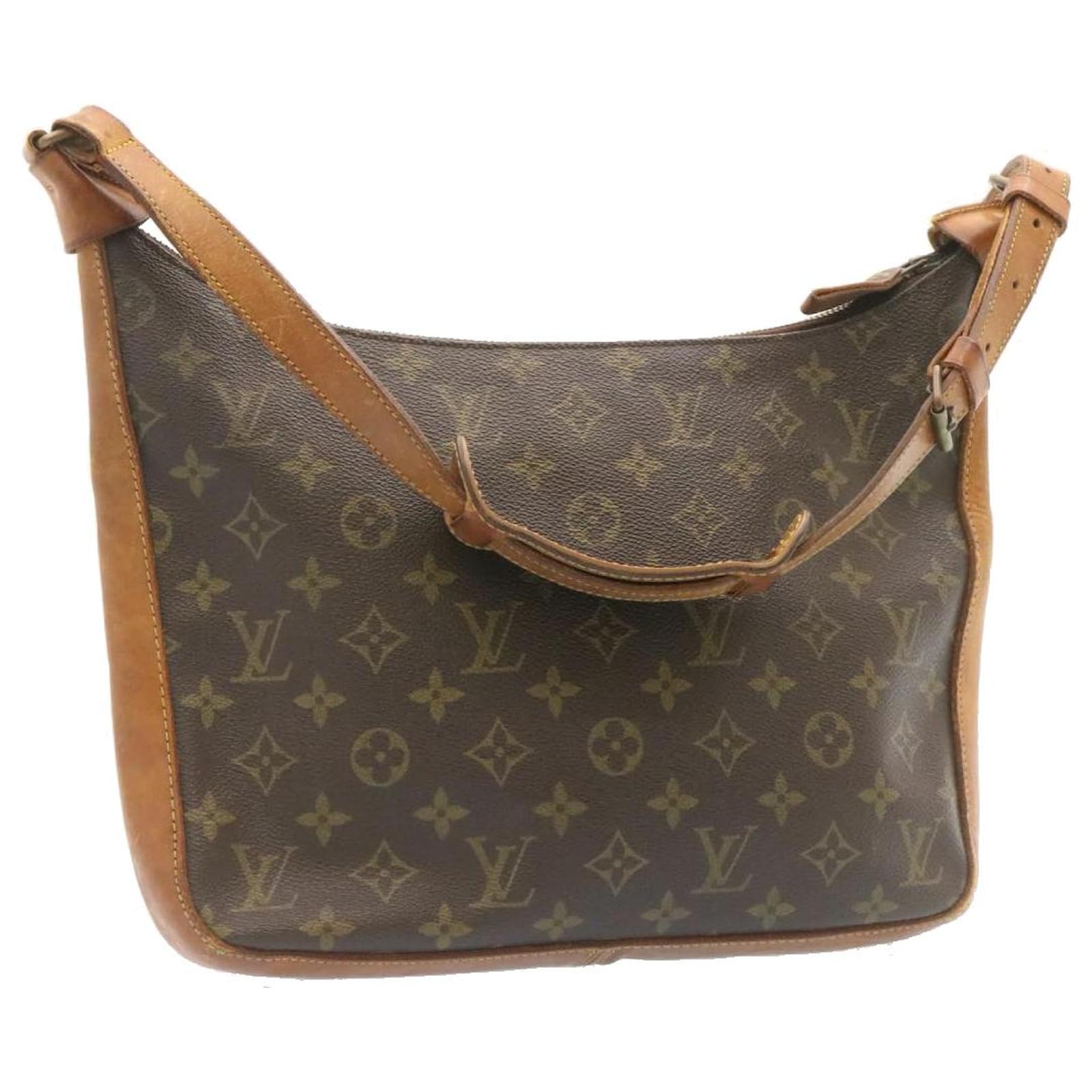 Louis Vuitton Bagatelle Hobo Bag