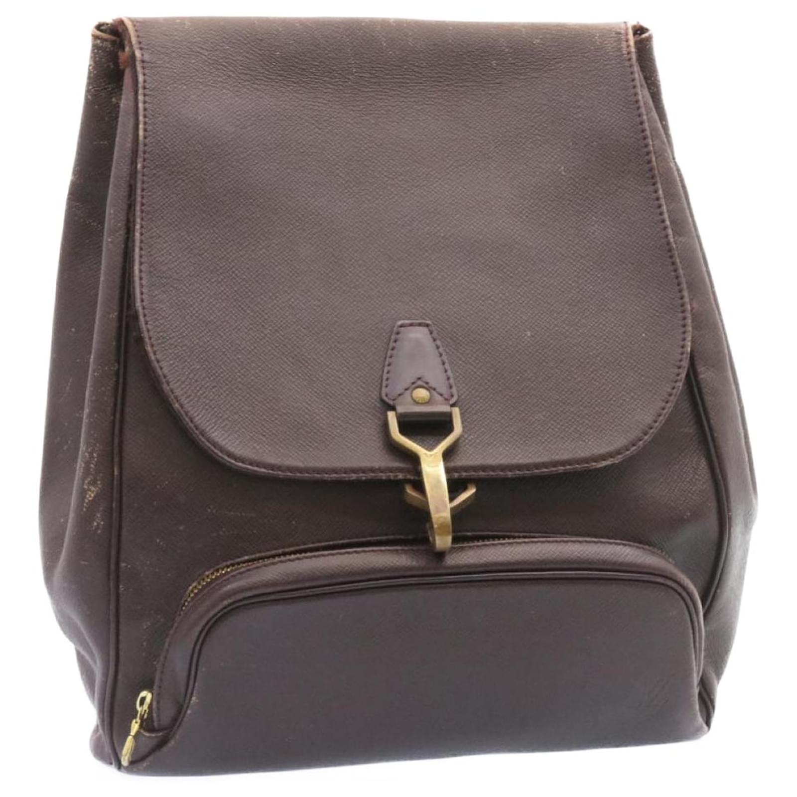 LOUIS VUITTON Taiga Cashier Backpack Acajou M30176 LV Auth as227 Leather  ref.431256 - Joli Closet