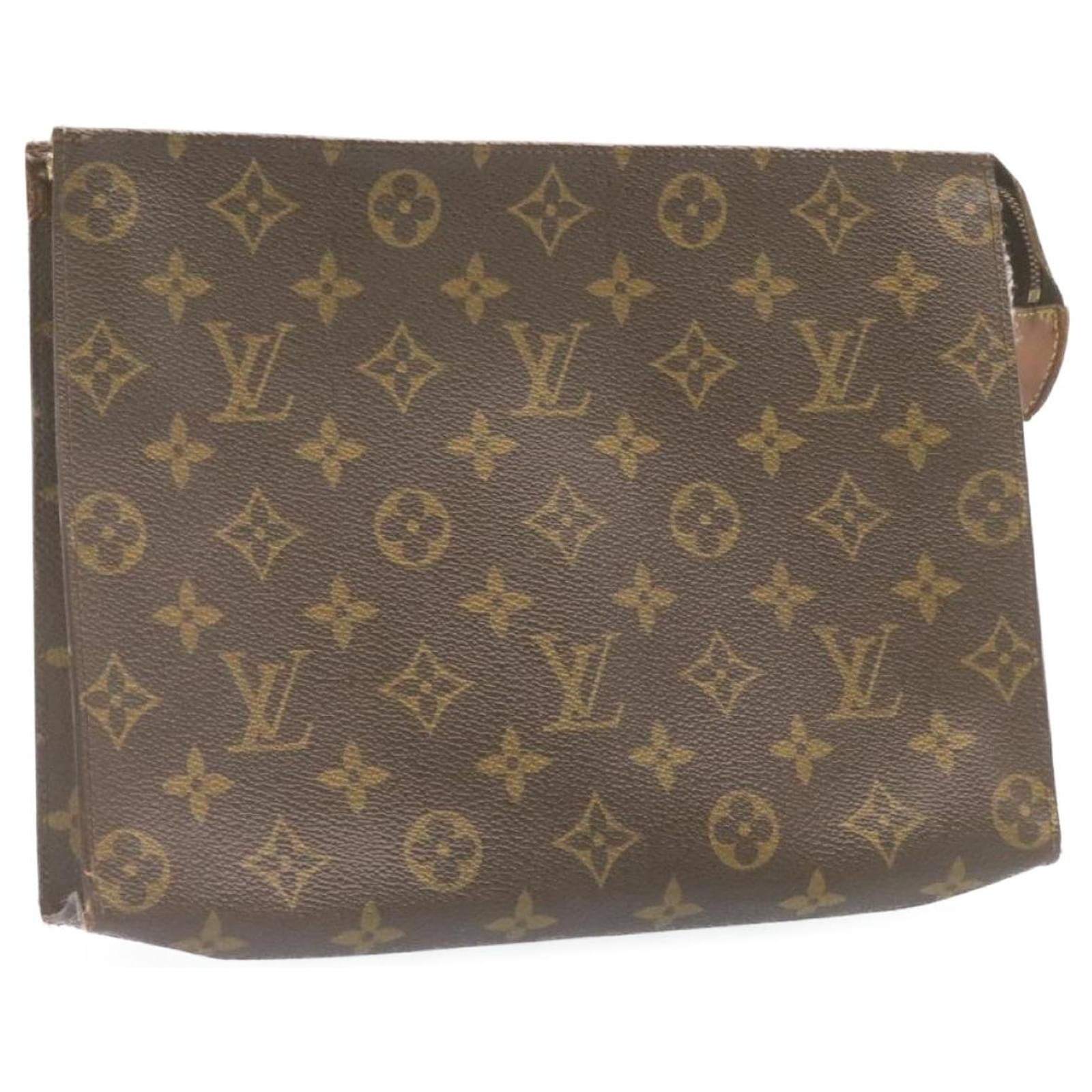 lv poche 26