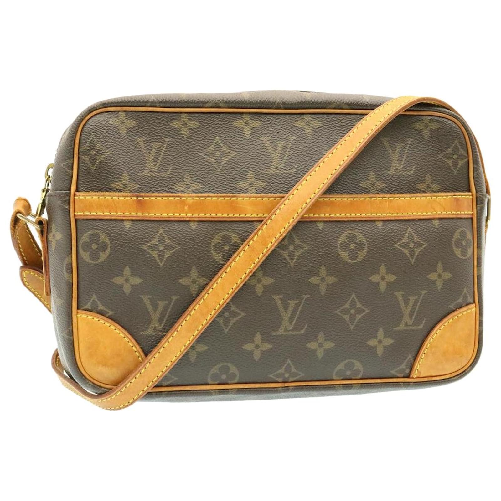 Louis Vuitton Monogram Trocadero 27 Borsa a tracolla M51274 LV Auth jk413  Tela ref.432734 - Joli Closet