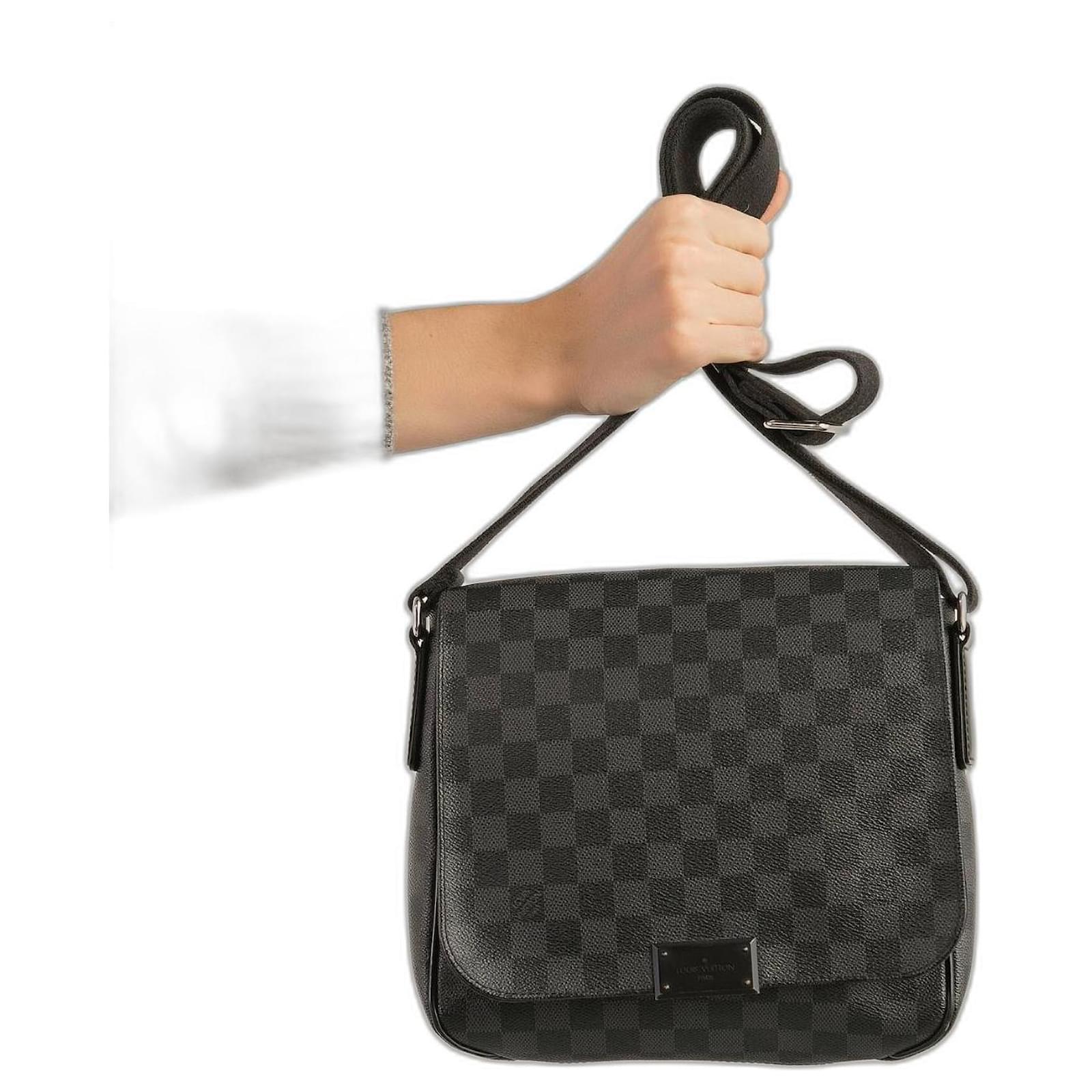 sac louis vuitton Noir ref.436601 Joli Closet