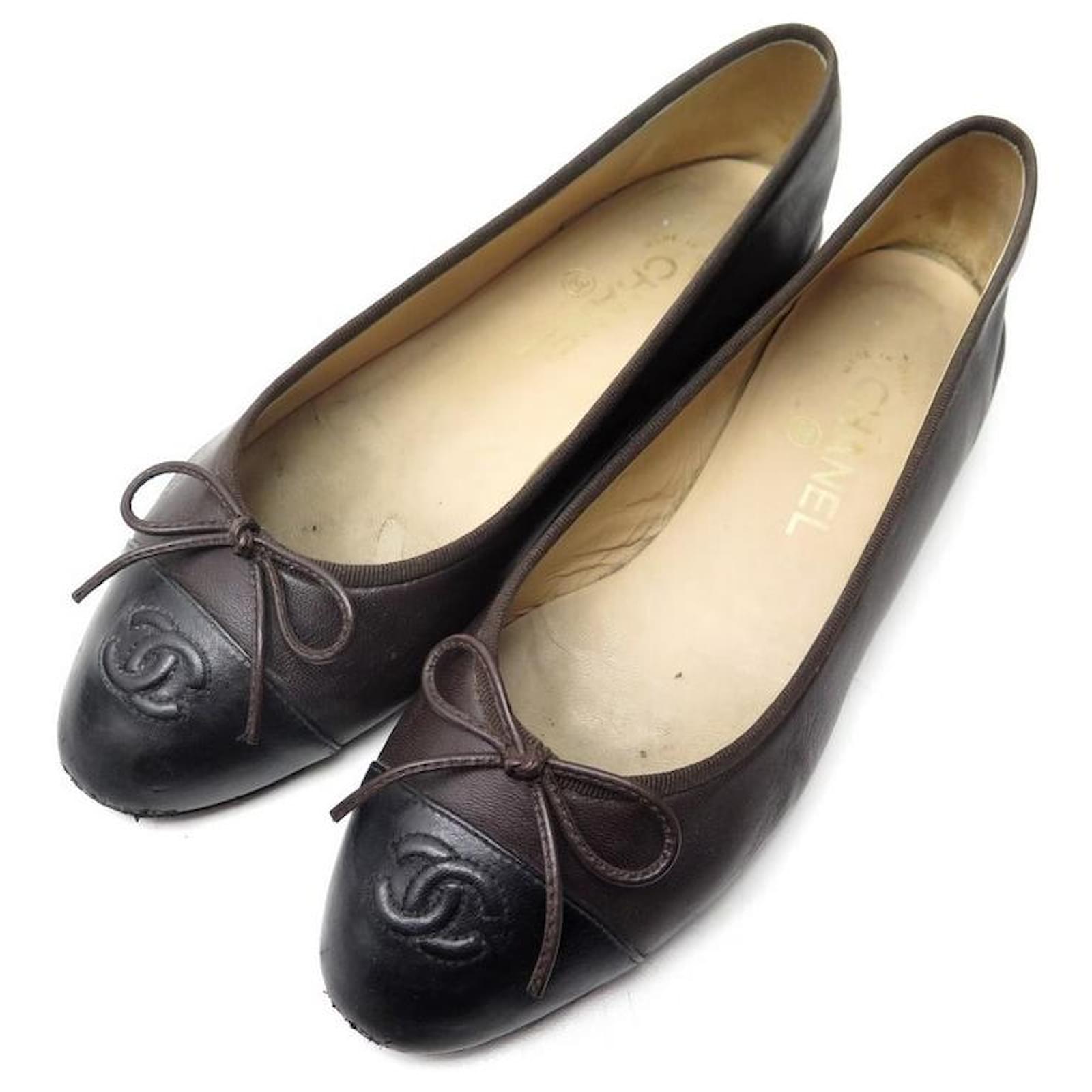 CHAUSSURES CHANEL BALLERINES LOGO CC A02819 39 CUIR MARRON LEATHER SHOES