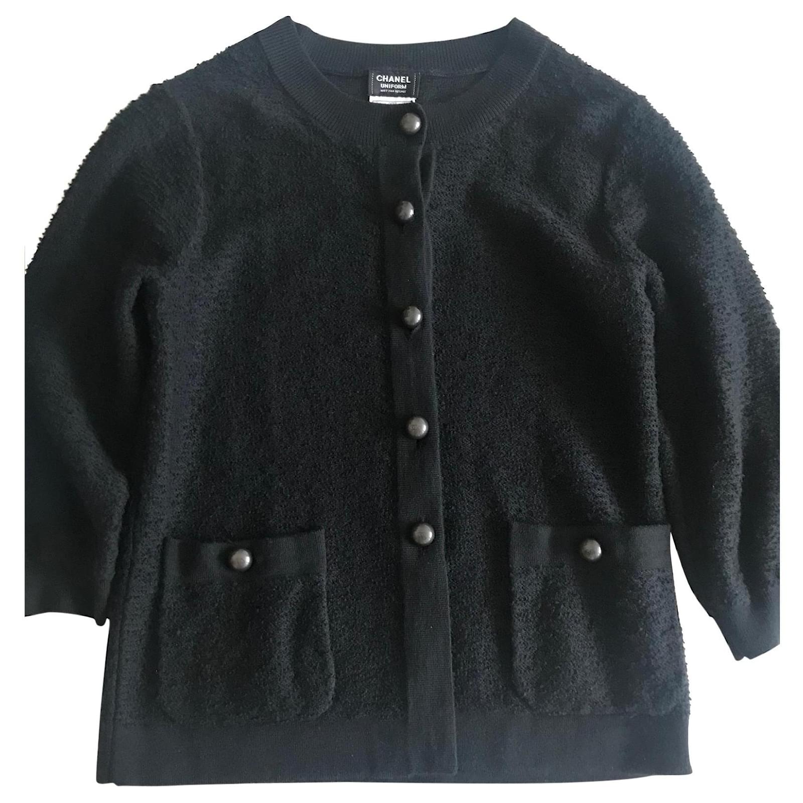 Chanel Uniform Cardigan Navy blue Wool ref.437901 - Joli Closet