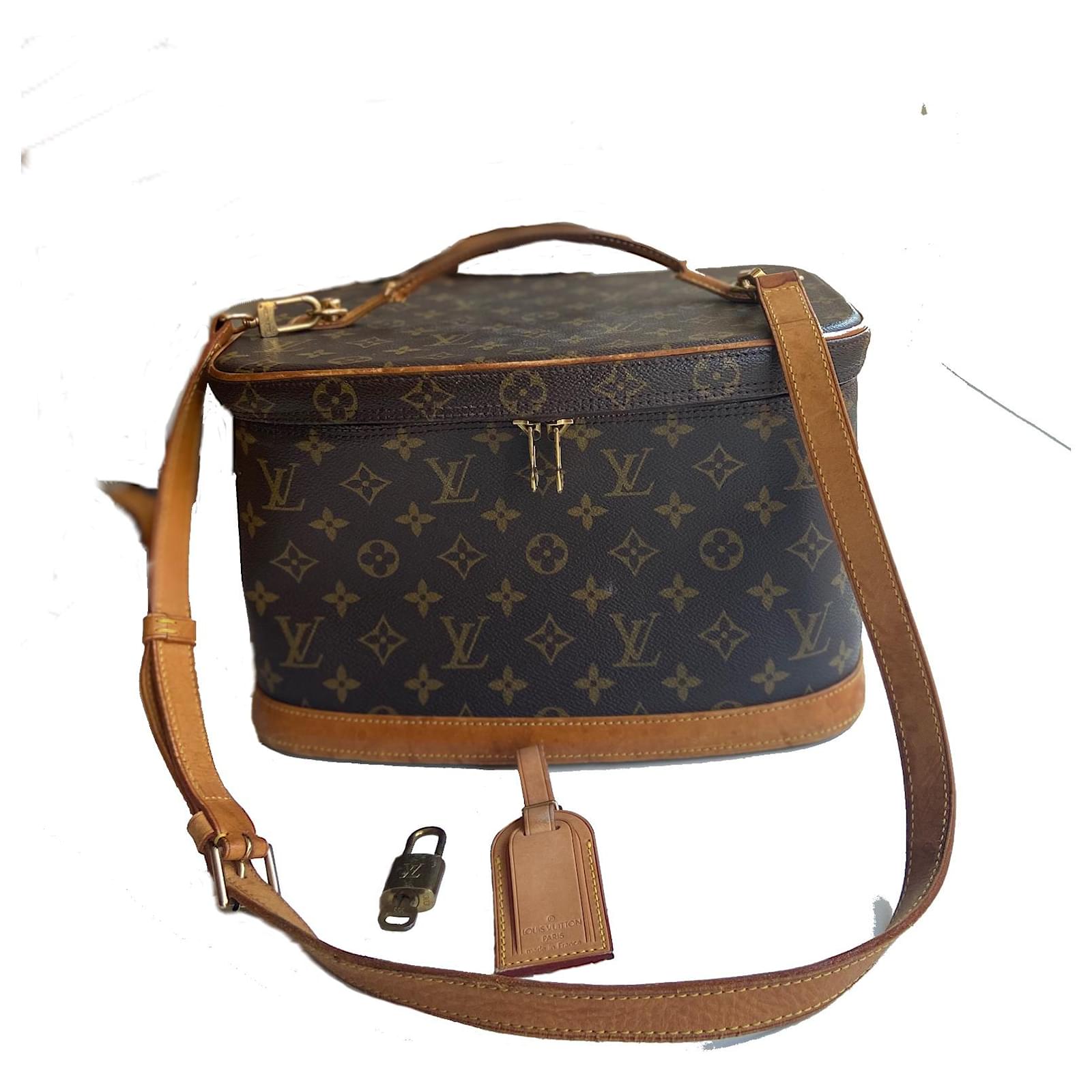 Louis Vuitton NICE-VANITY Dark brown Cloth ref.437941 - Joli Closet