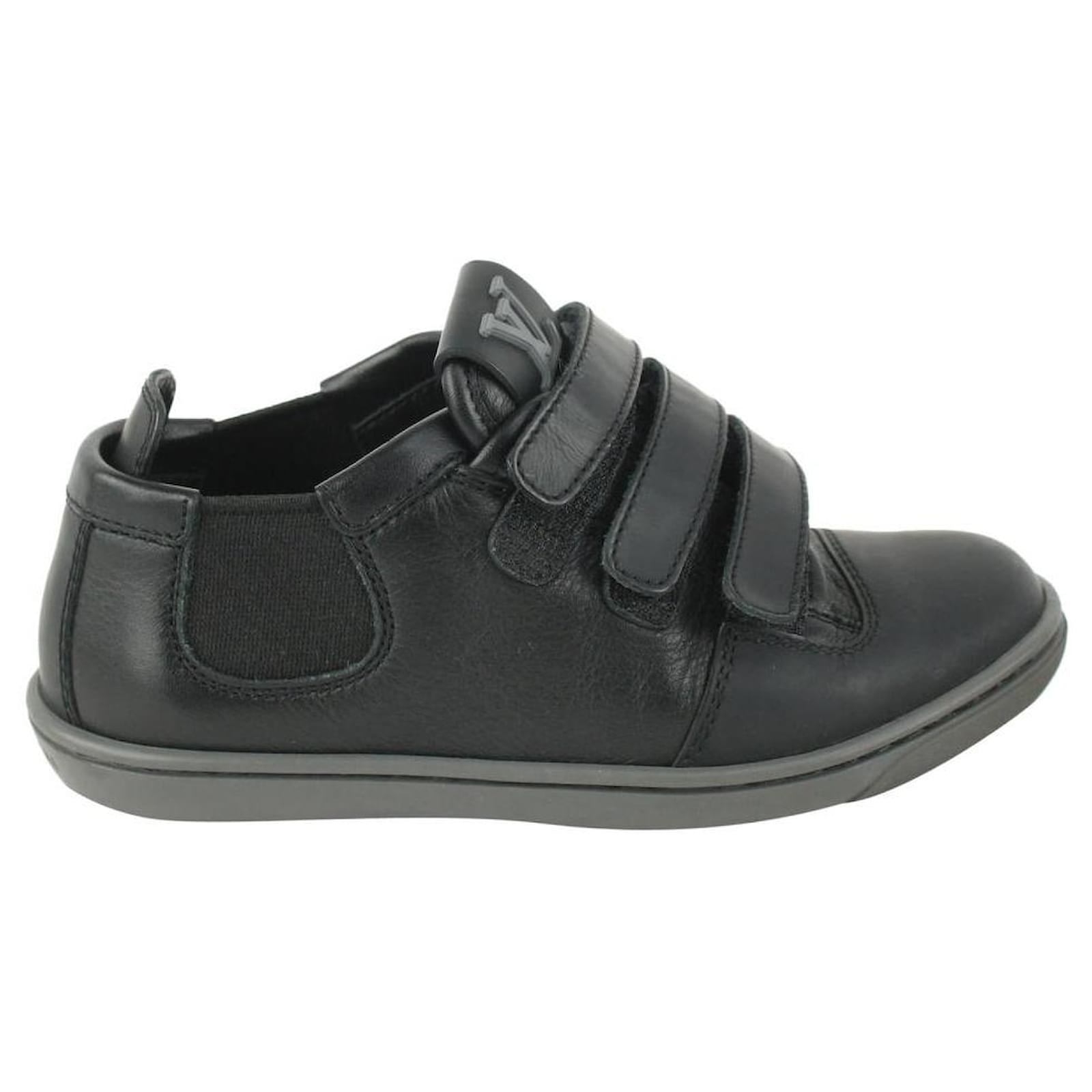 Louis Vuitton Rare Toddler Sz 25 Black Leather Slalom Sneaker ref.440926 -  Joli Closet