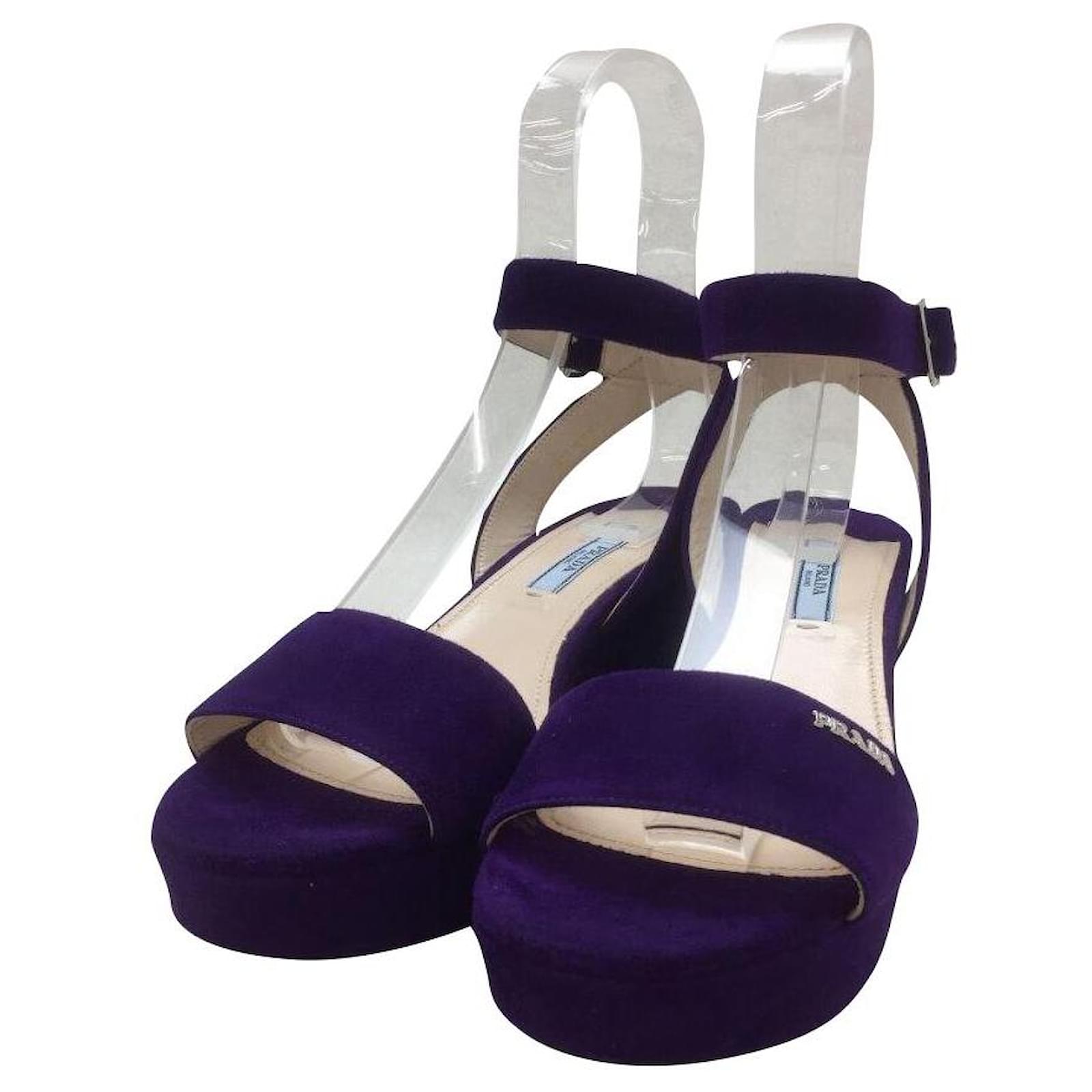 Sandalias PRADA / 38 / morado / ante Púrpura Suecia ref.441617 - Joli Closet