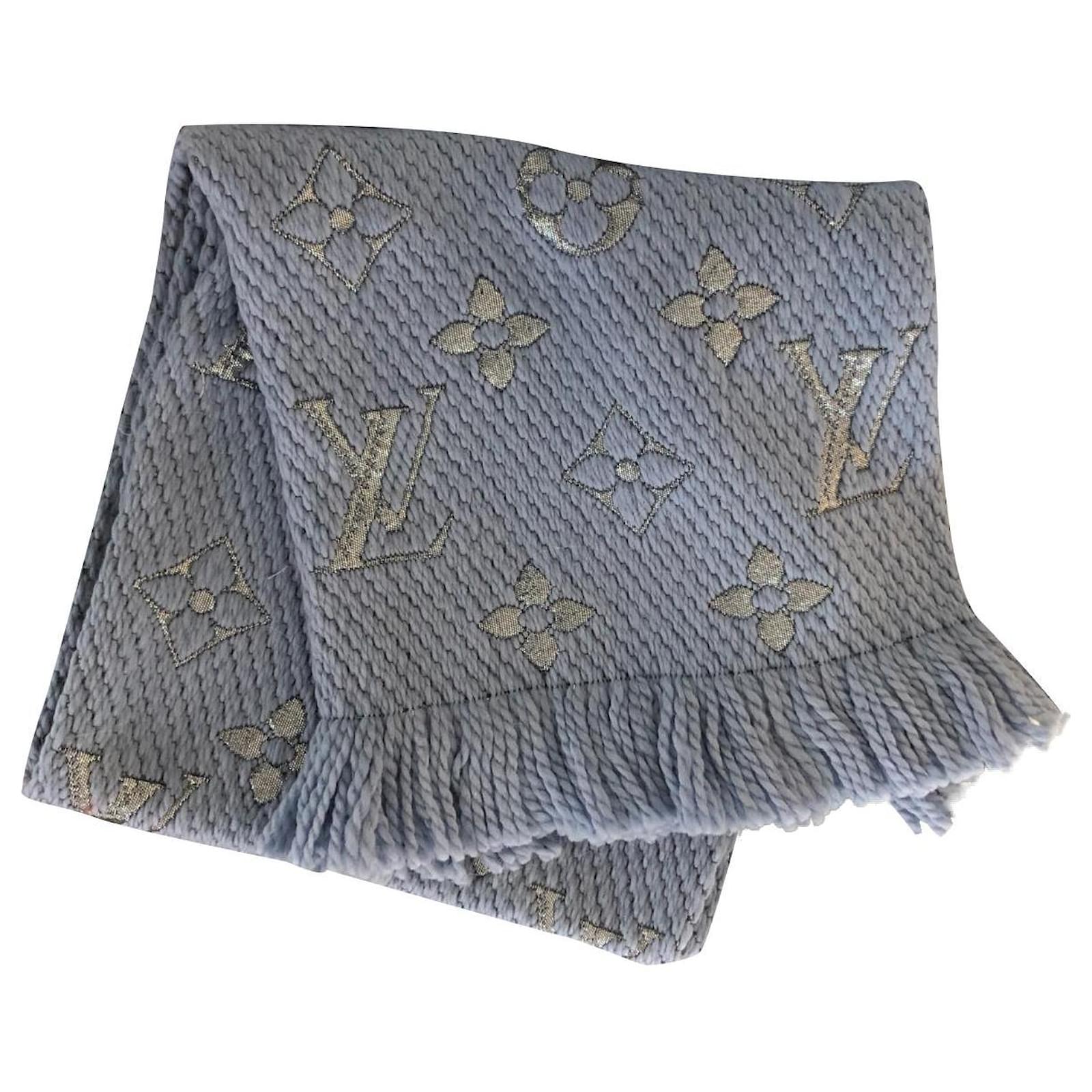 Louis Vuitton logomania scarf Light blue Wool ref.442164 - Joli Closet
