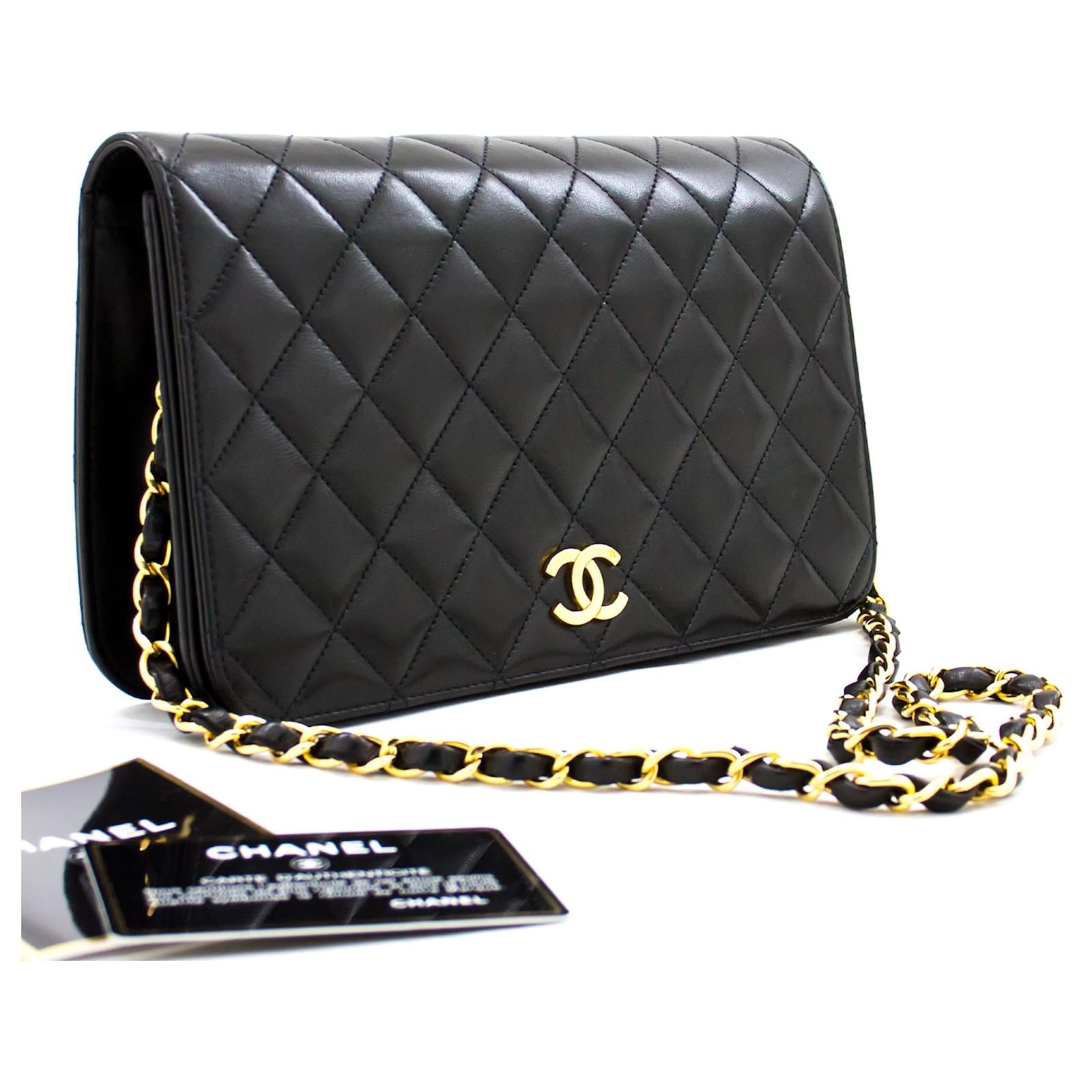 CHANEL Full Flap Chain Shoulder Bag Clutch Black Quilted Lambskin Leather  ref.442692 - Joli Closet