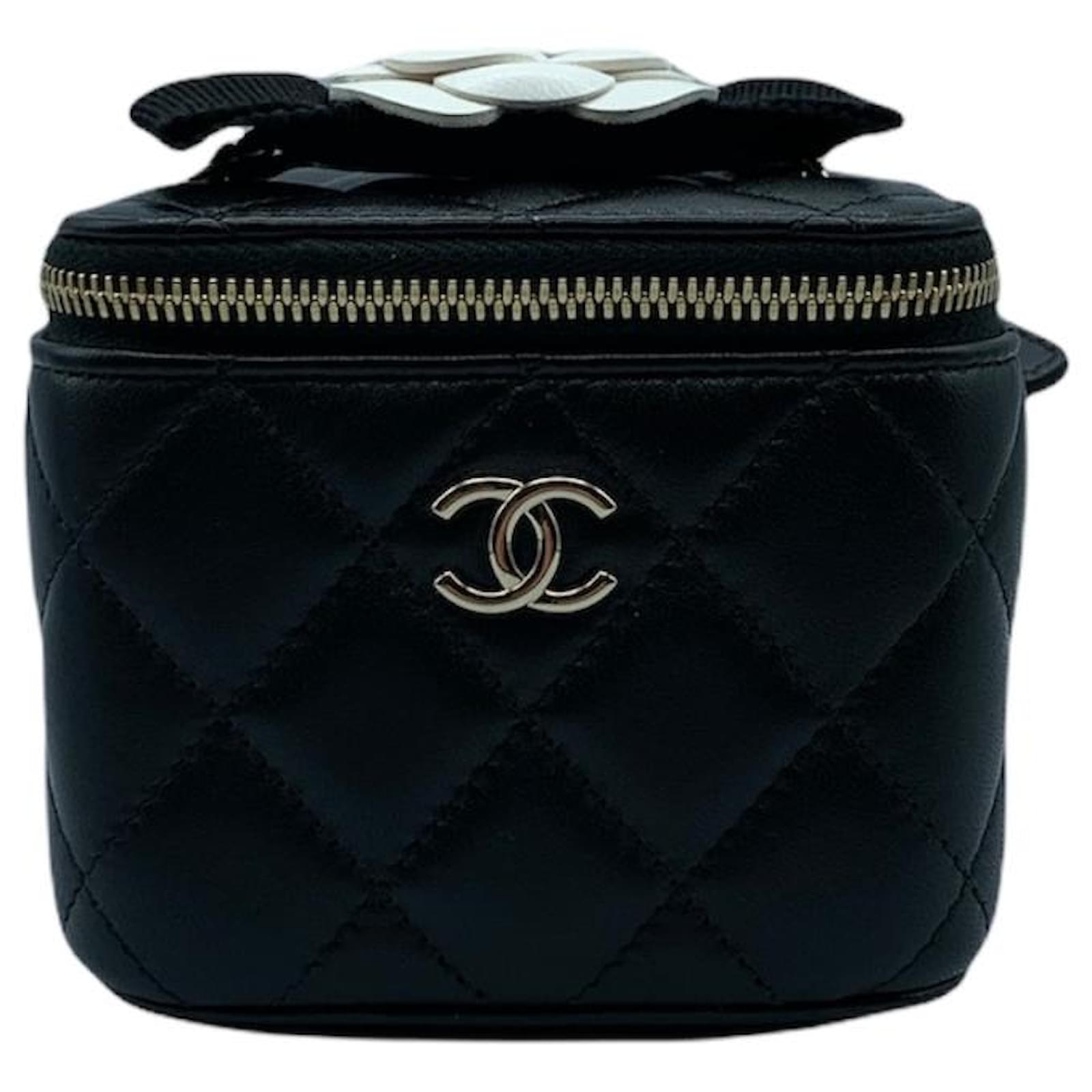 Chanel Mini vanity camellia Black Leather ref.443955 - Joli Closet