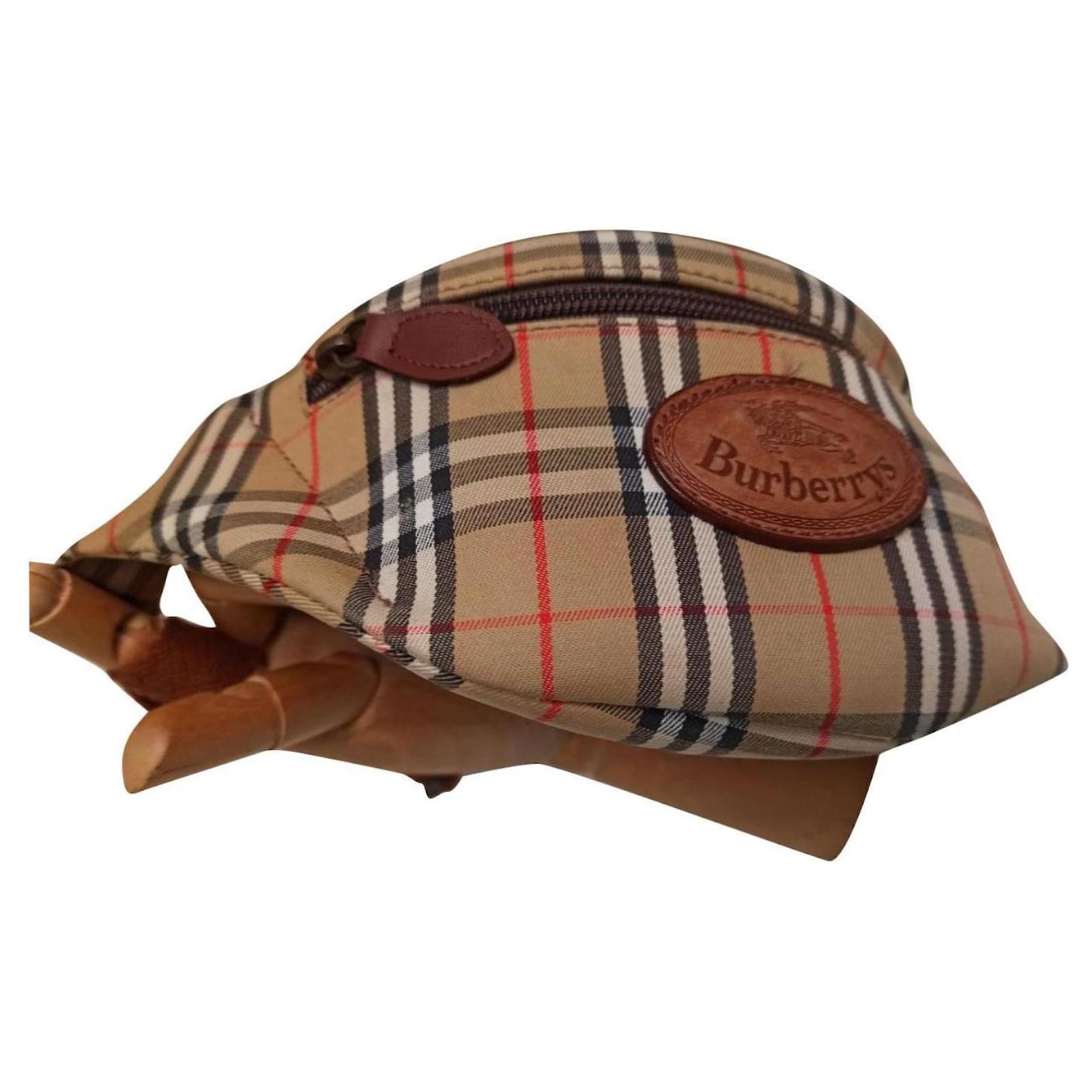 Vintage burberry fanny pack top