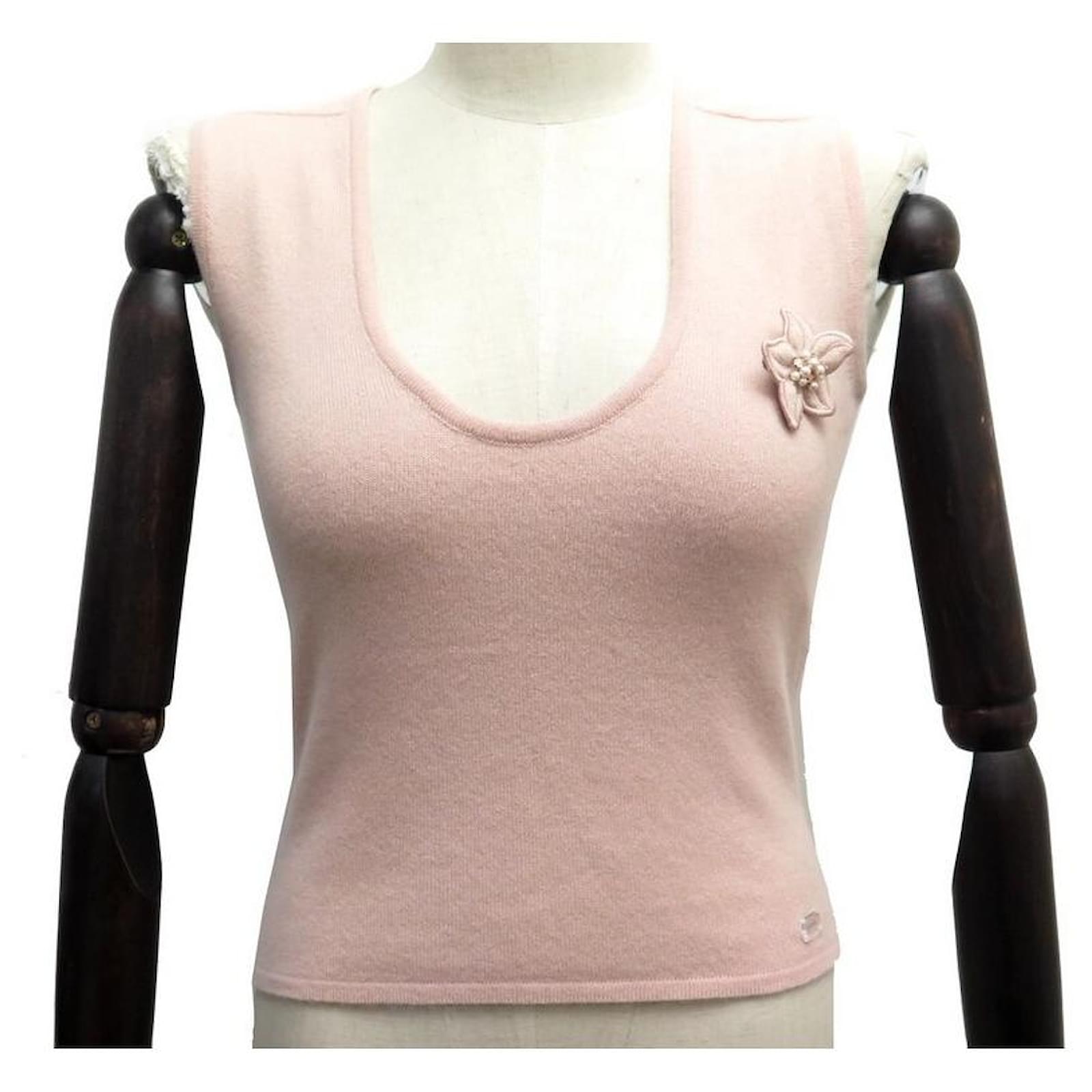 NEW HIGH CHANEL TOP TANK TOP FLOWER BROOCH S 34 IN PINK CASHMERE NEW  ref.444628 - Joli Closet