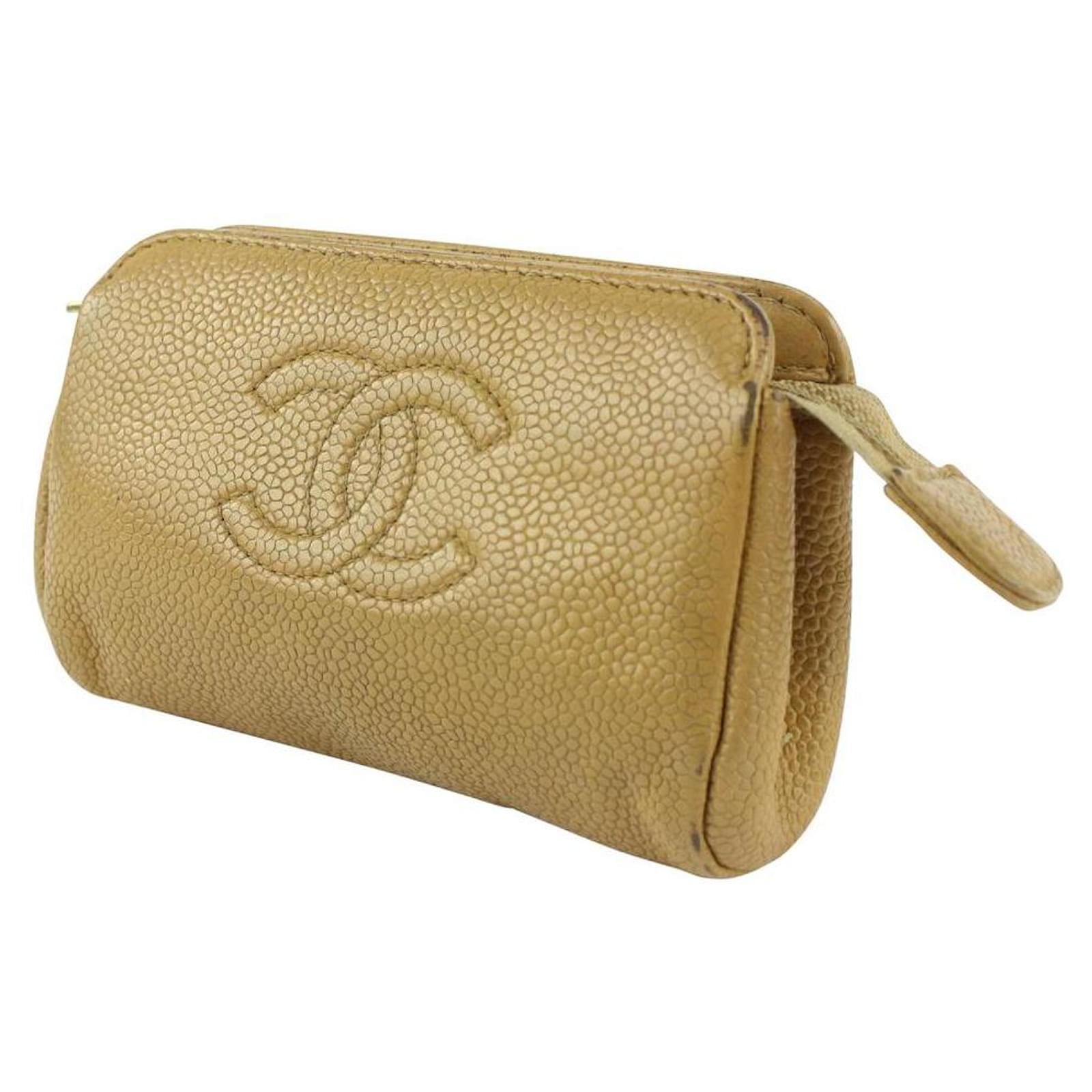 Chanel Dark Beige Caviar Leather CC Logo Cosmetic Pouch Make Up Case  ref.446175 - Joli Closet