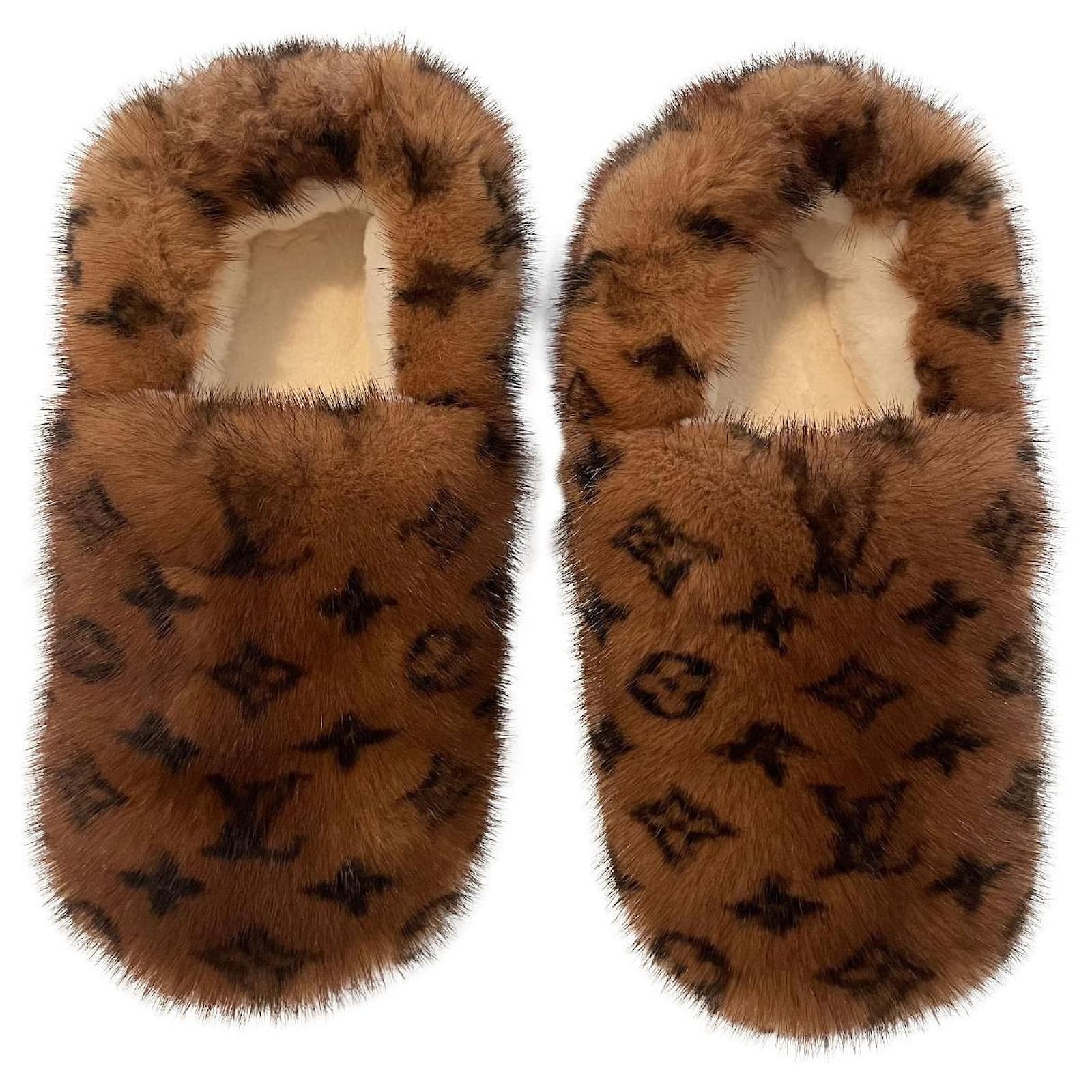 vuitton mink fur slippers