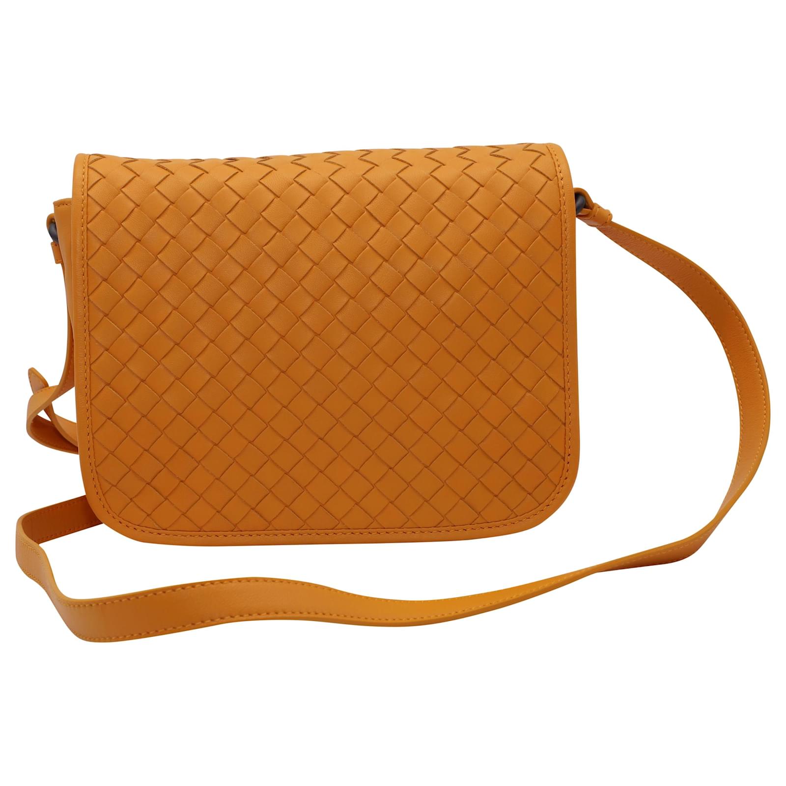 Bottega Veneta Intrecciato Crossbody with Flap Bag in Orange Leather  ref.447966 - Joli Closet