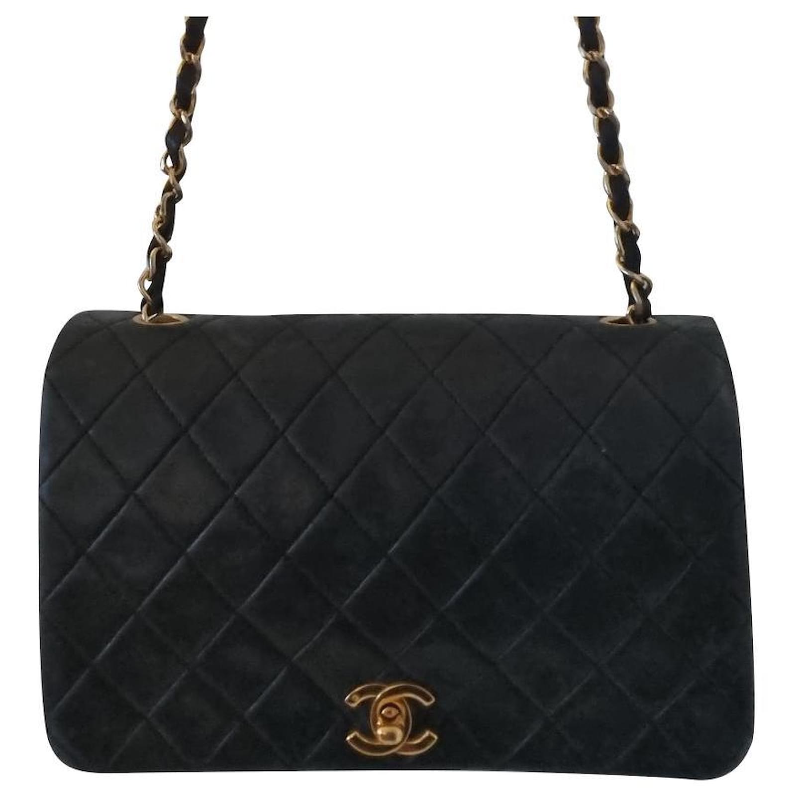 Chanel vintage 90s Lambskin Small Flap Bag Black Dark red ref.449328 - Joli  Closet
