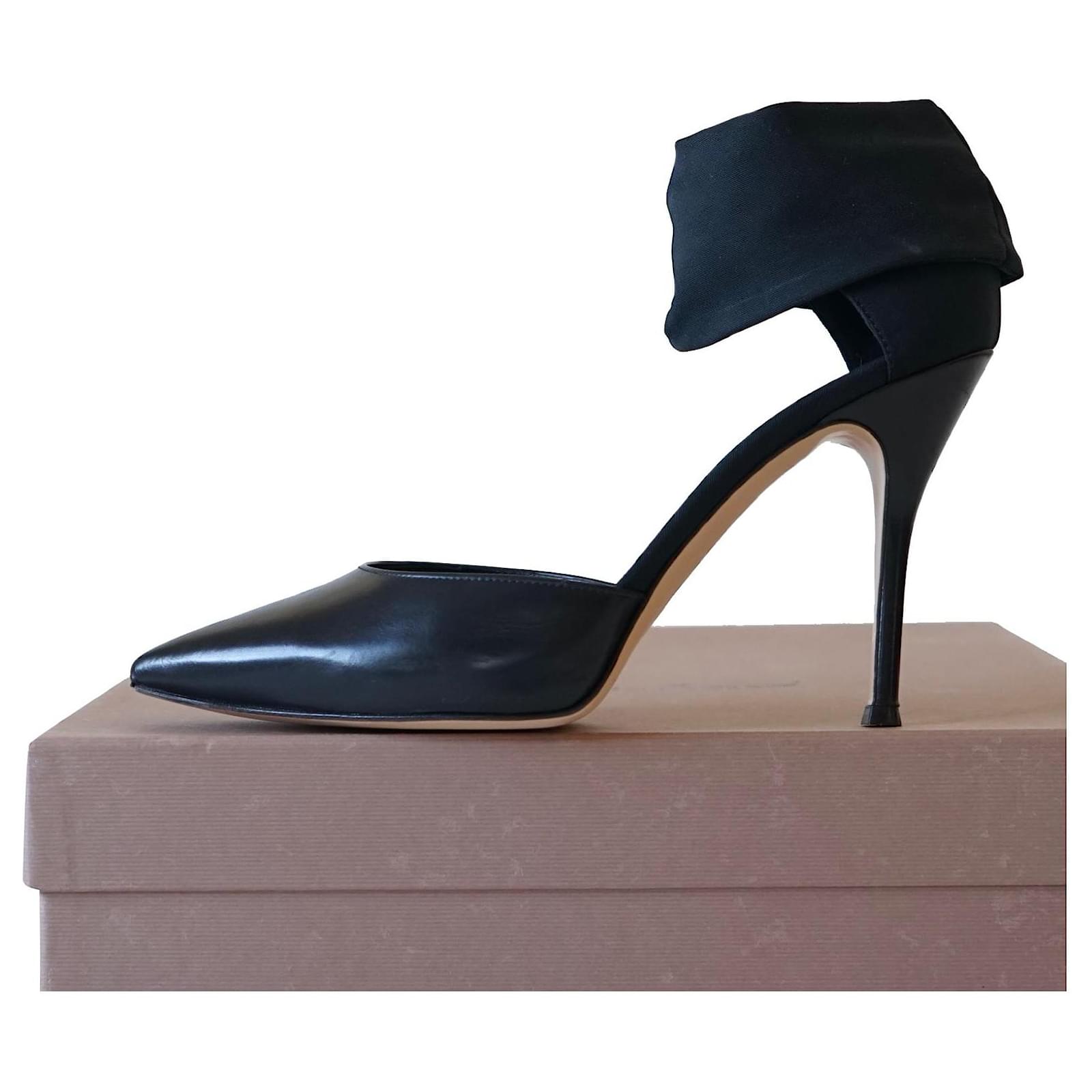 gianvito rossi heels